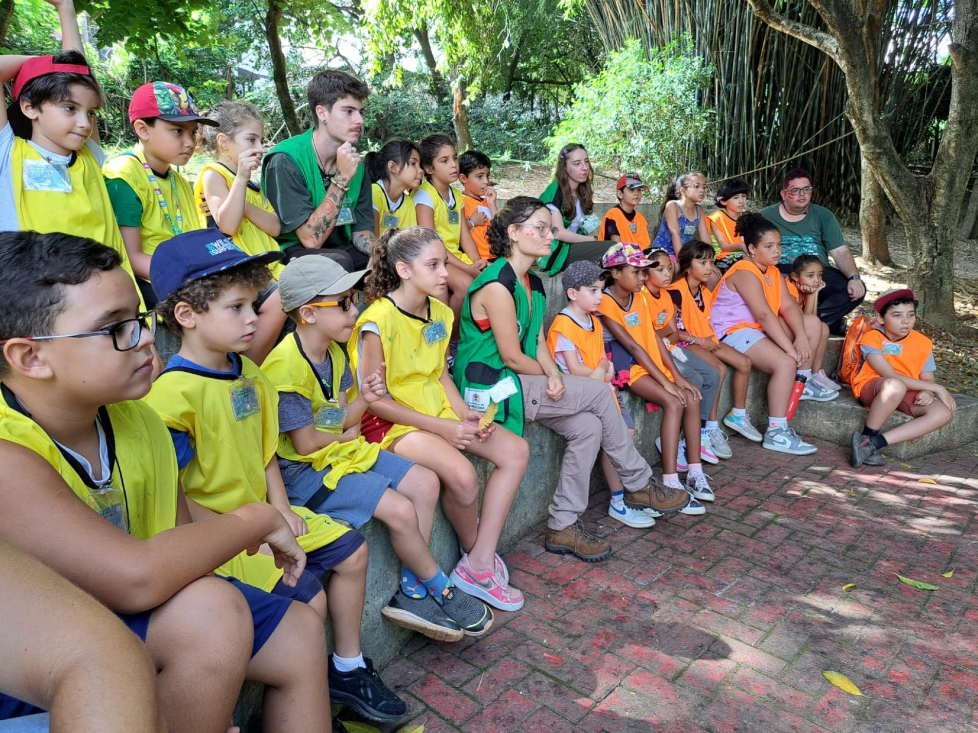 Curso de férias proporciona a conexão entre as crianças e também delas com a natureza 