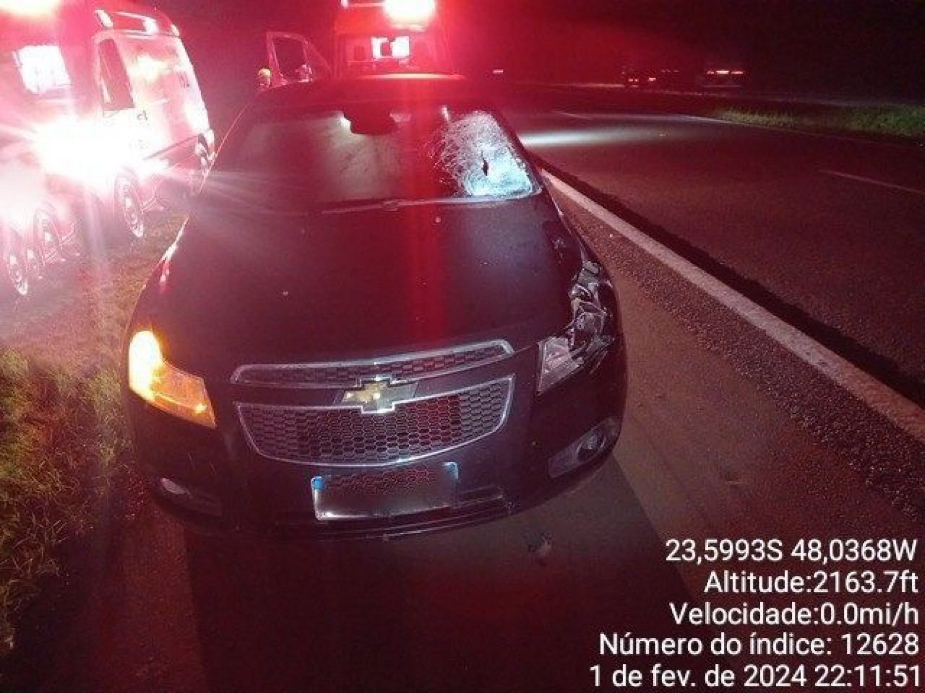 O motorista do carro prestou atendimento à vitima