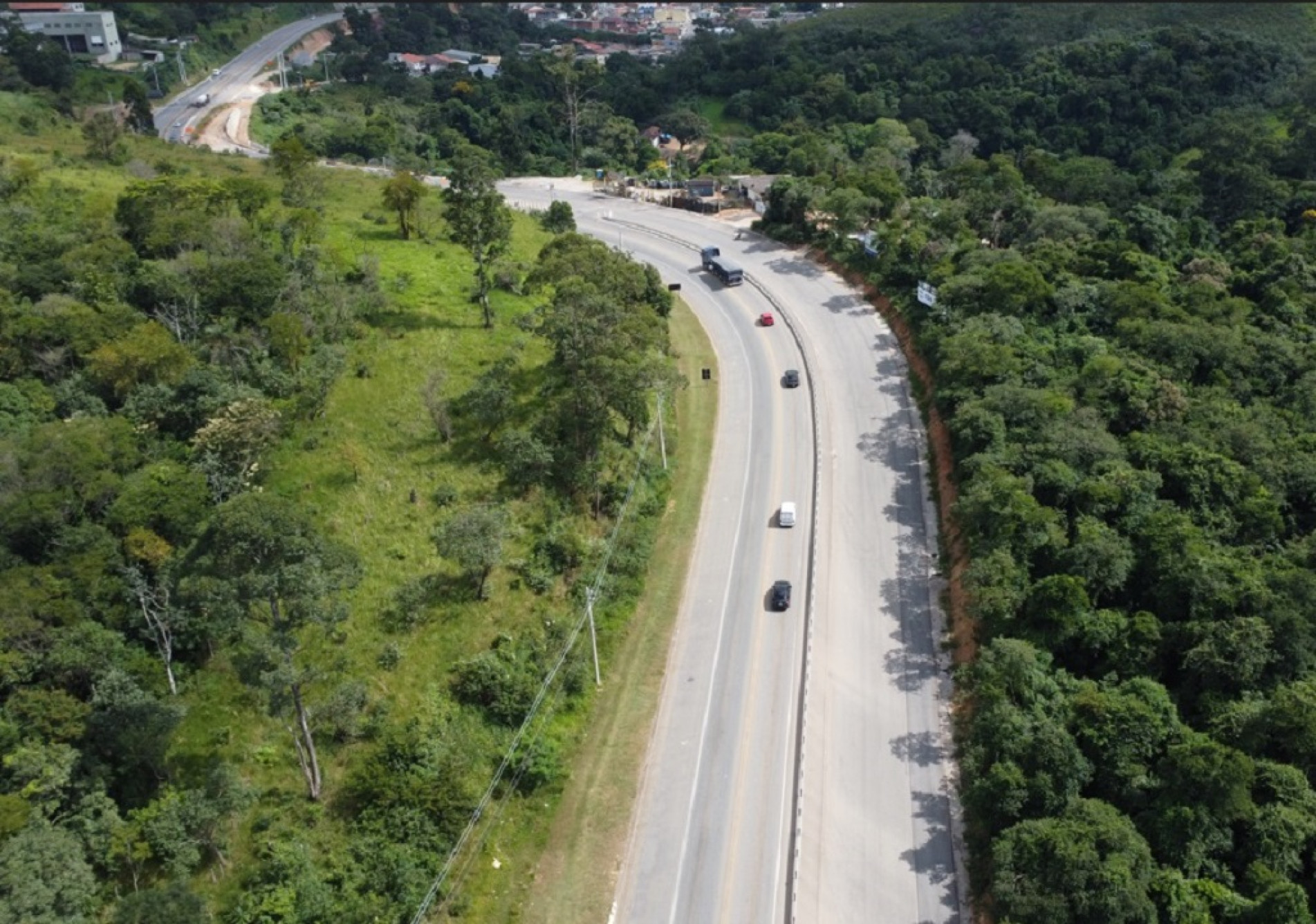 A liberação faz parte das obras de duplicação da via entre os quilômetros 67 e 87