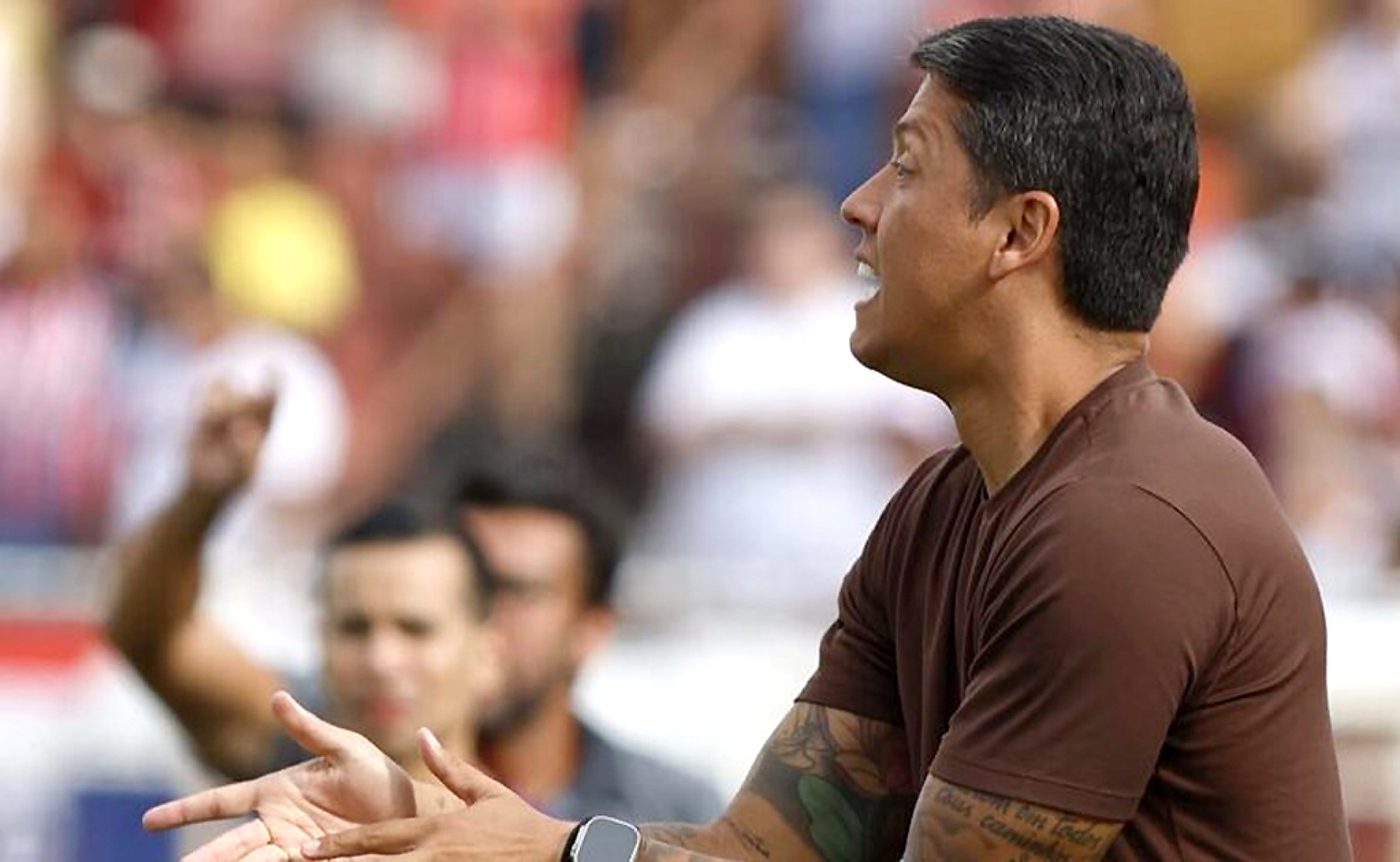 O técnico do São Paulo, Thiago Carpini