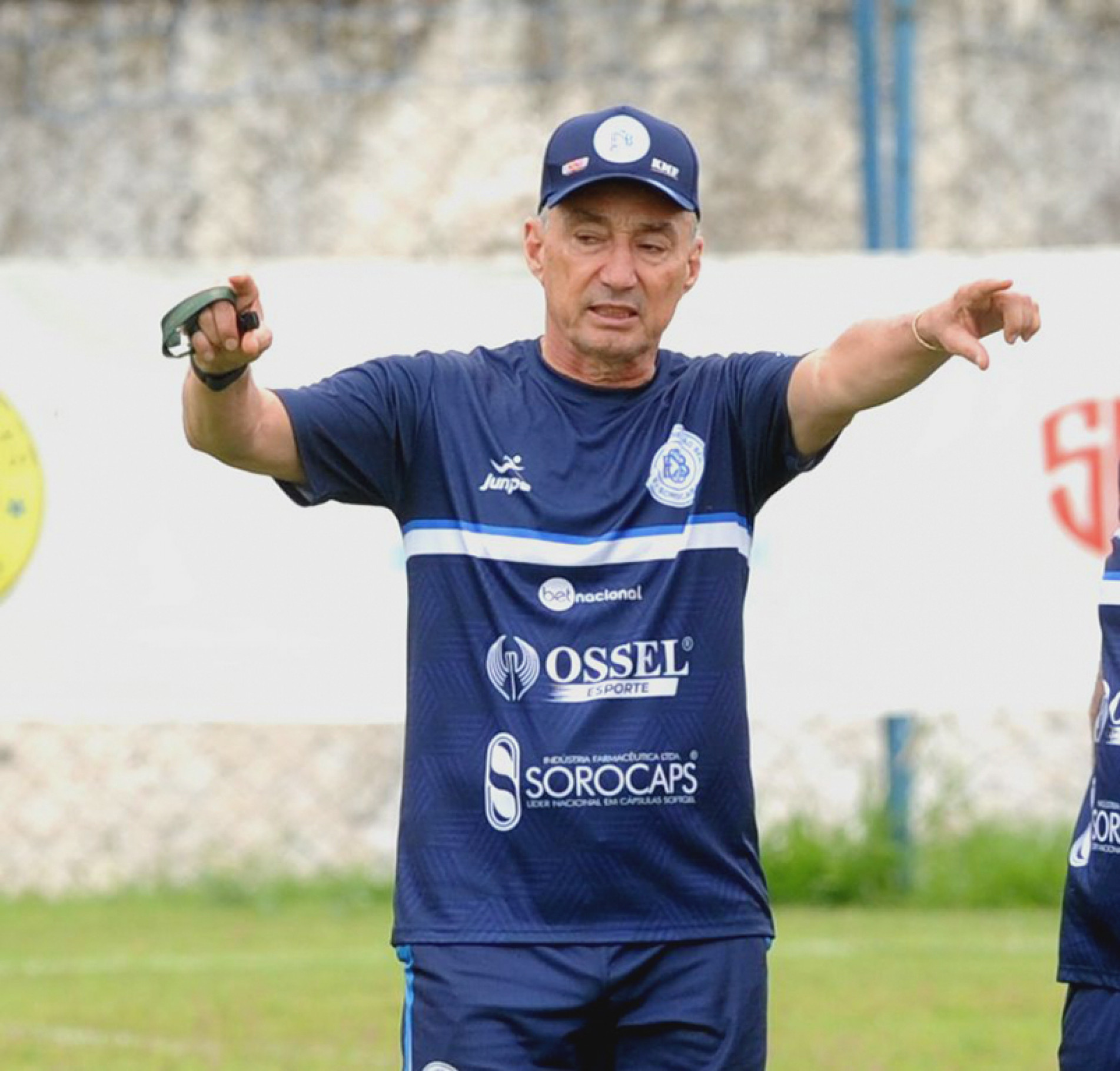 Time de Roberto Fonseca  classificou com vantagem