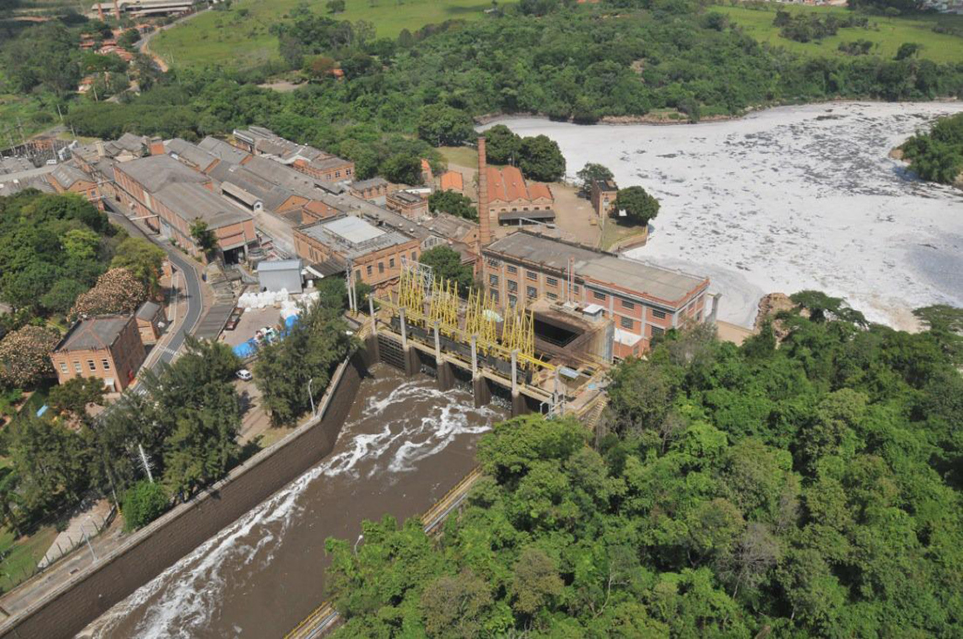 Principal atividade da empresa pública é a geração de energia
