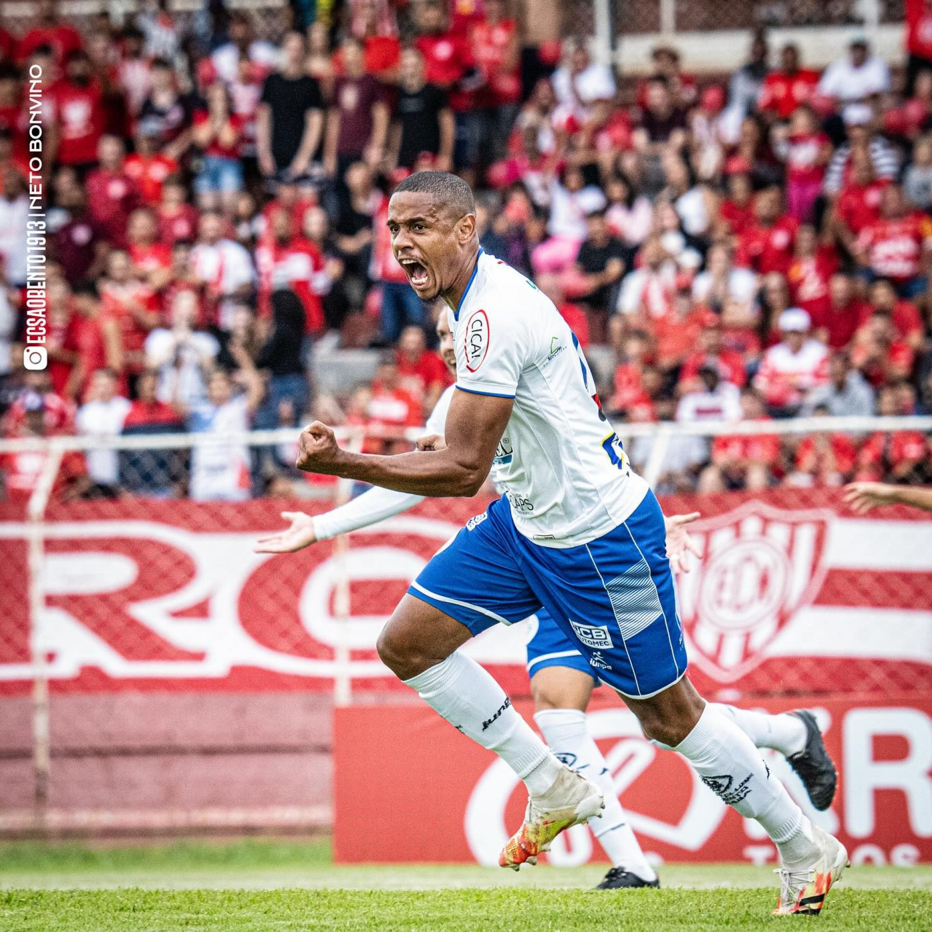 Everton Sena marcou para o São Bento aos 21 minutos do primeiro tempo