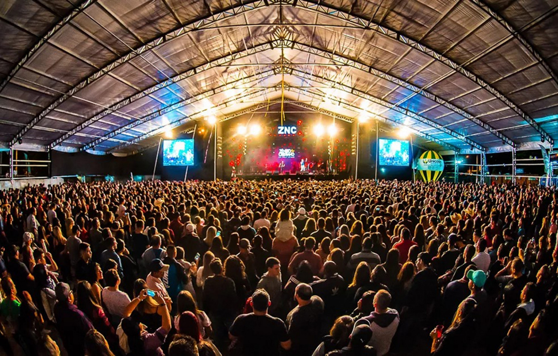 A porcentagem de moradores que foi a um show ou espetáculo de 
música, teatro, circo ou outras artes da cidade somou 50% 
