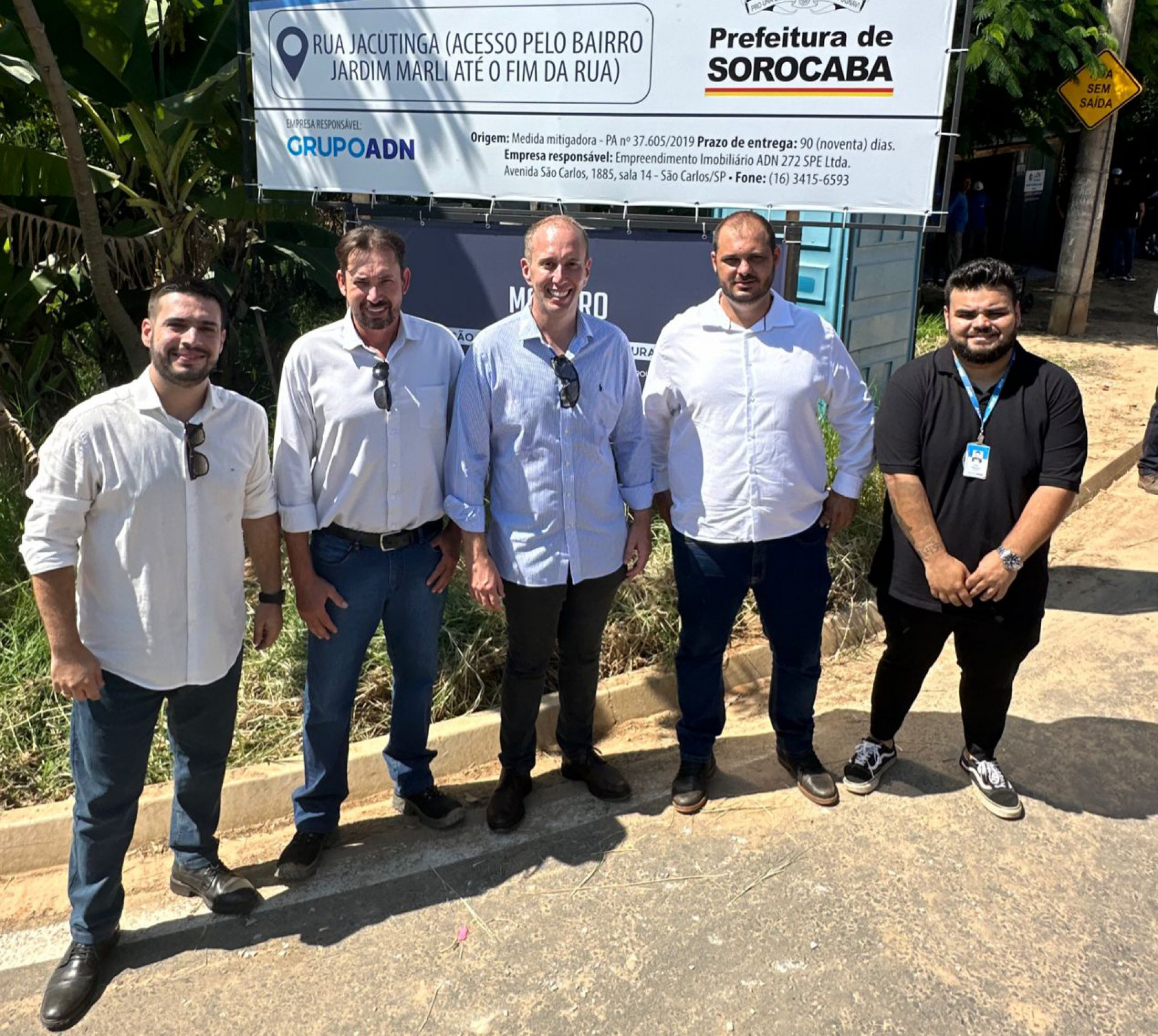 Prefeito Rodrigo Manga e representantes do Grupo ADN visitaram as obras em fase inicial de execução