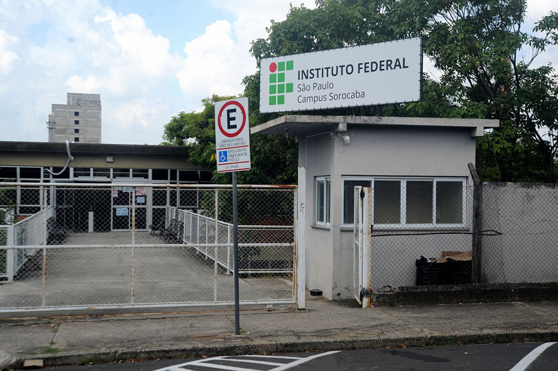 Docentes e técnicos dos câmpus de Sorocaba, São Roque e Salto aderiram parcialmente
