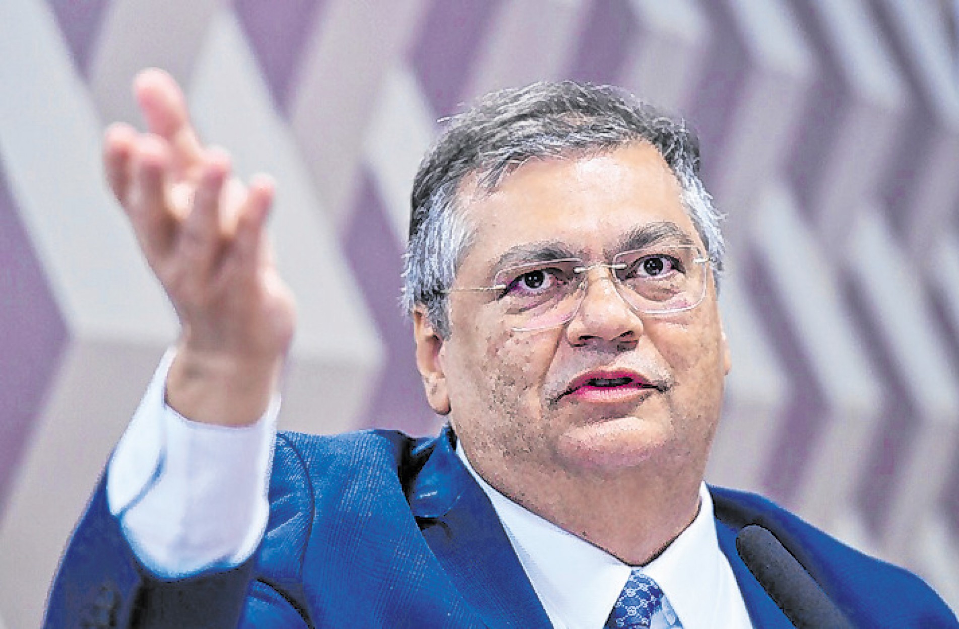 Flávio Dino deu prazo de 15 dias para esclarecimento