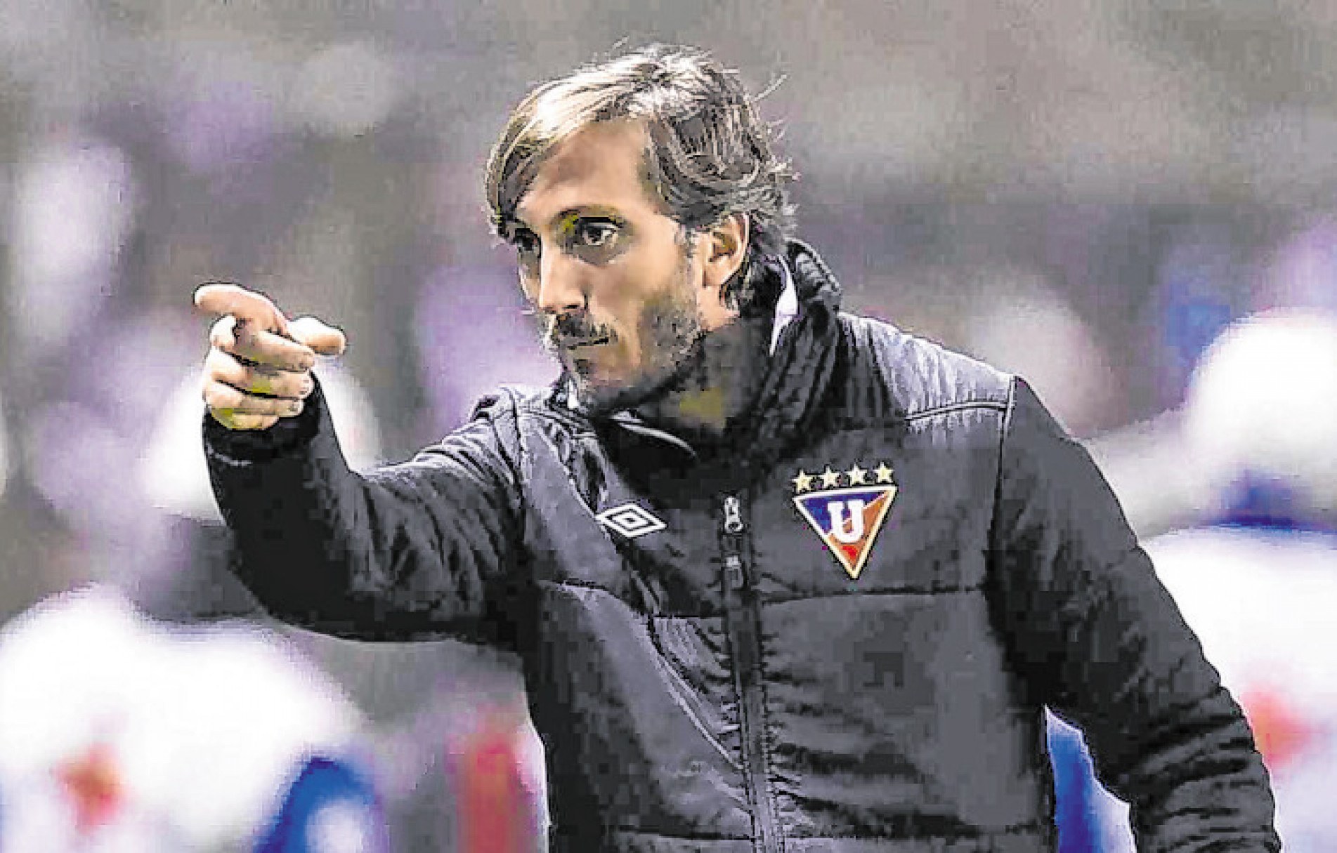 Treinador estava sem clube após saída da LDU, em dezembro
