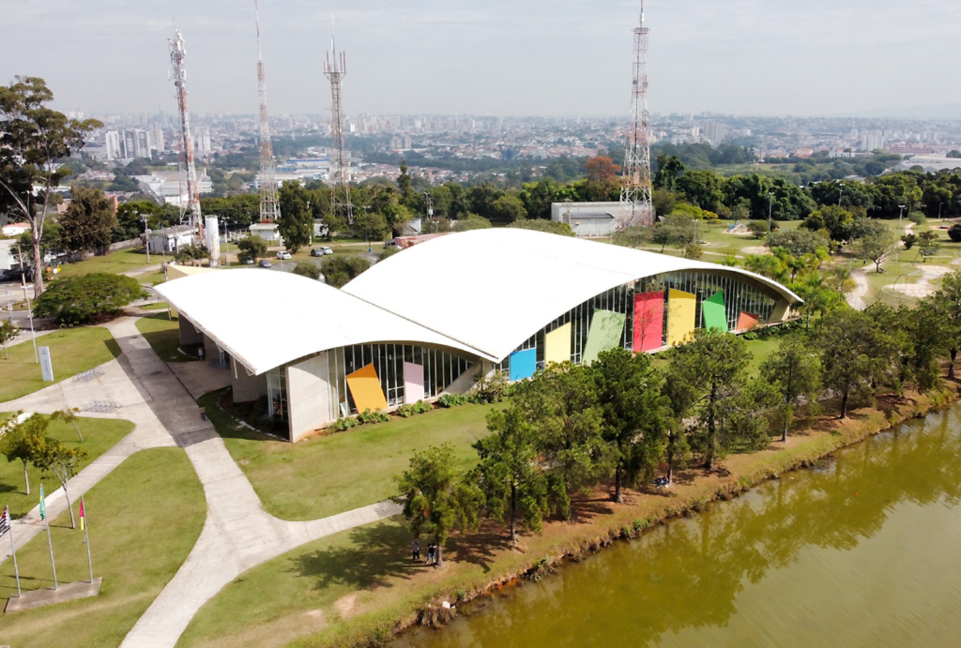 Oficina de Colagem será hoje, na Biblioteca do Alto da Boa Vista 