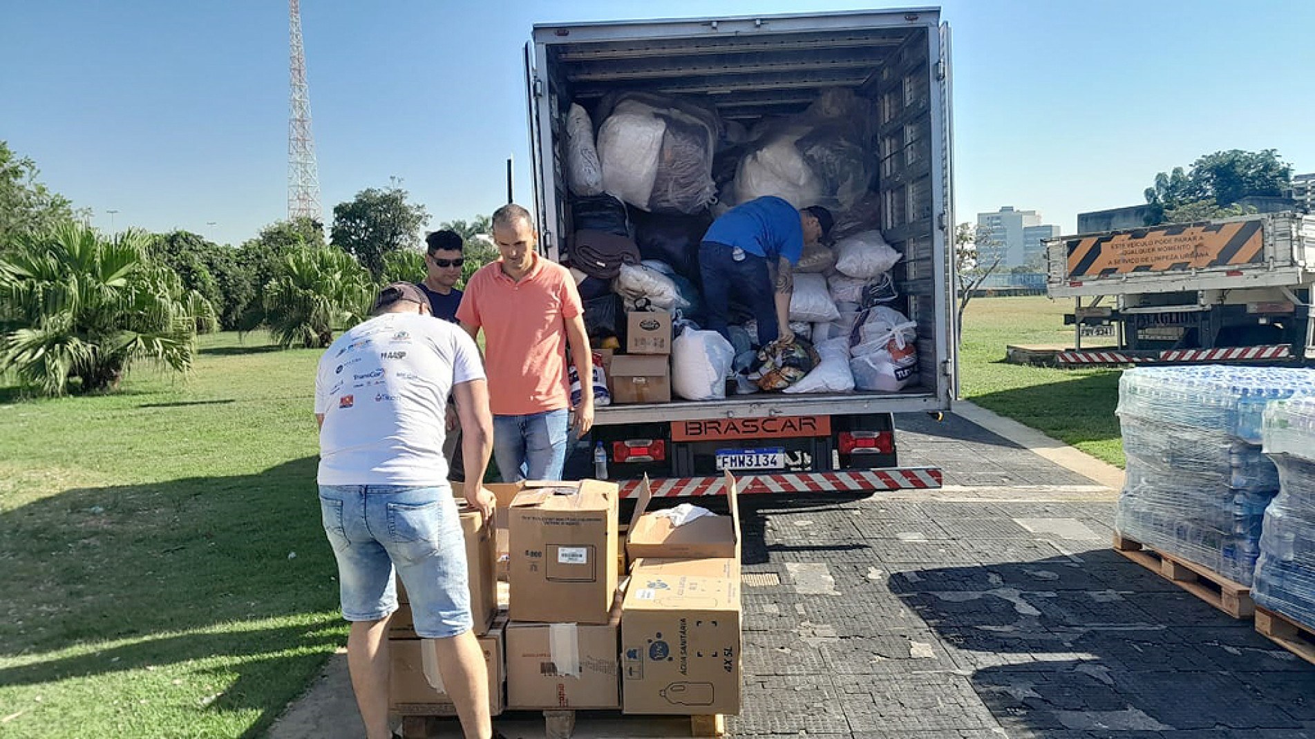 Até o momento, em Sorocaba, foram arrecadadas 120 toneladas para as vítimas no Rio Grande do Sul