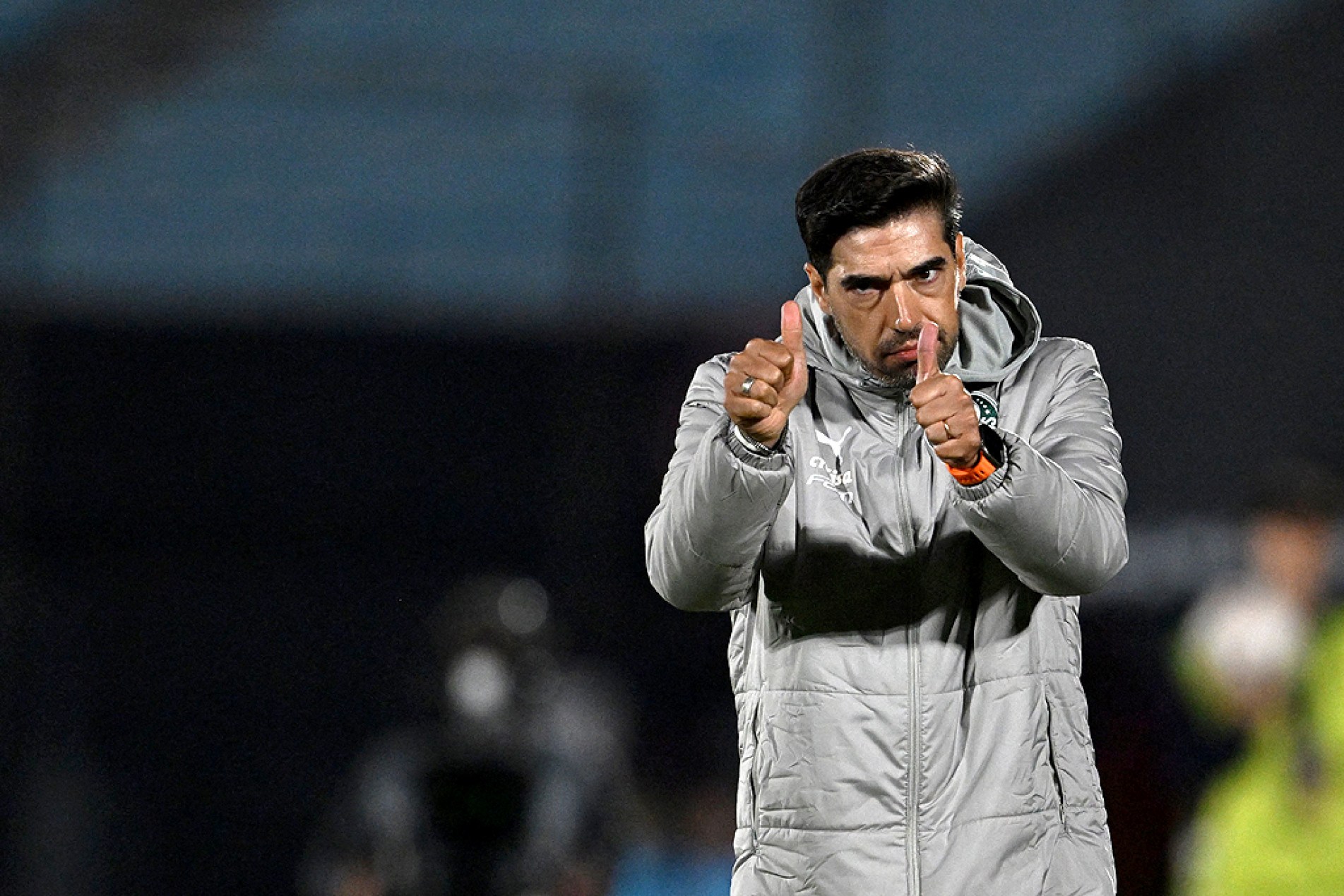 Abel busca classificação antecipada nas Libertadores