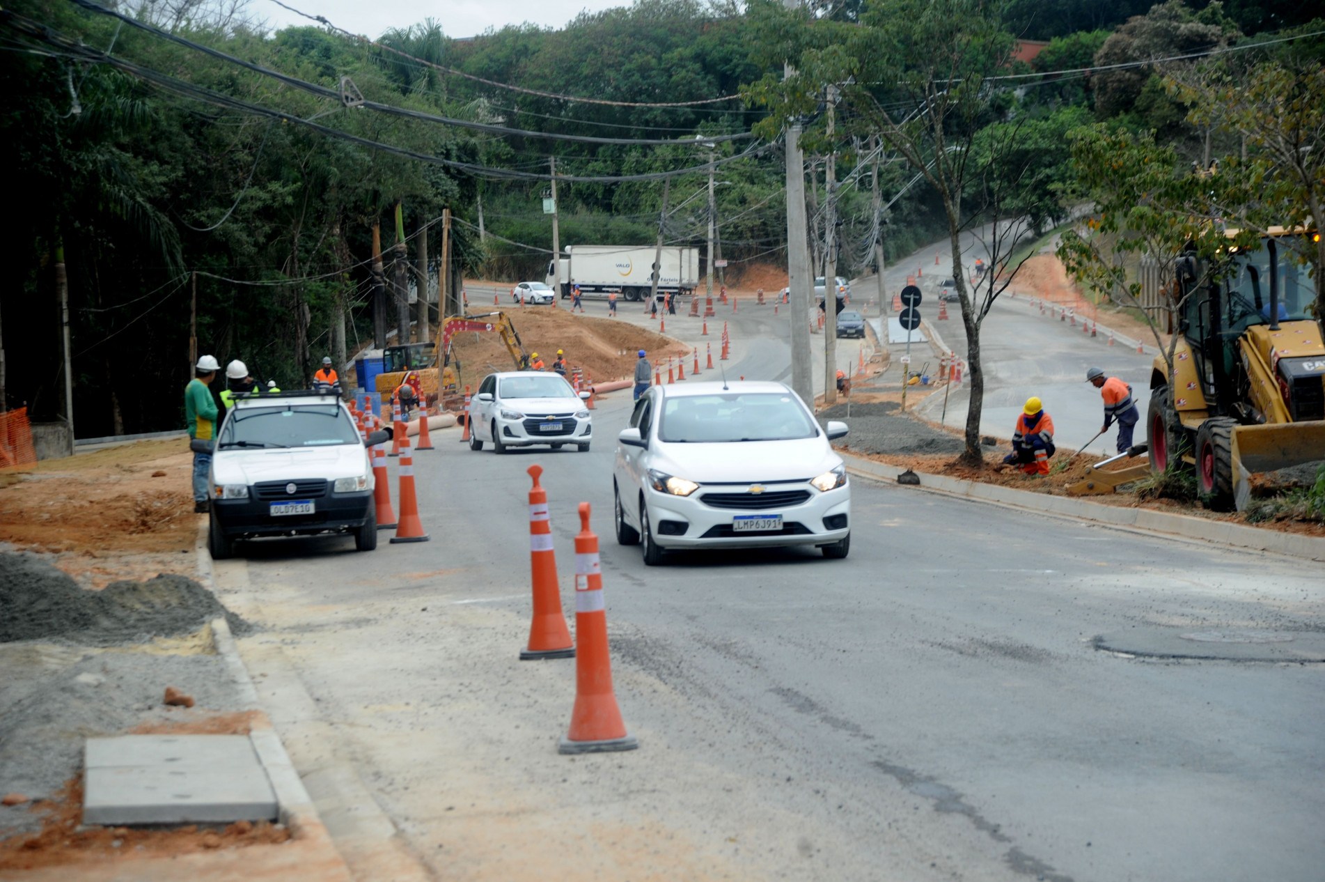Via de 6 quilômetros é a principal ligação entre a região do bairro Aparecidinha e o Alto da Boa Vista