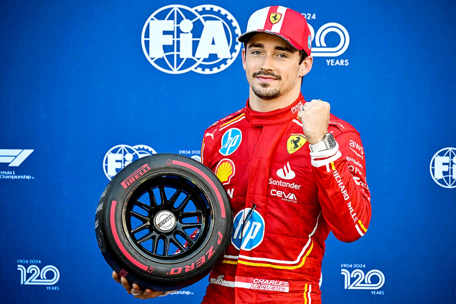 Leclerc, piloto da Ferrari, corre em casa neste domingo
