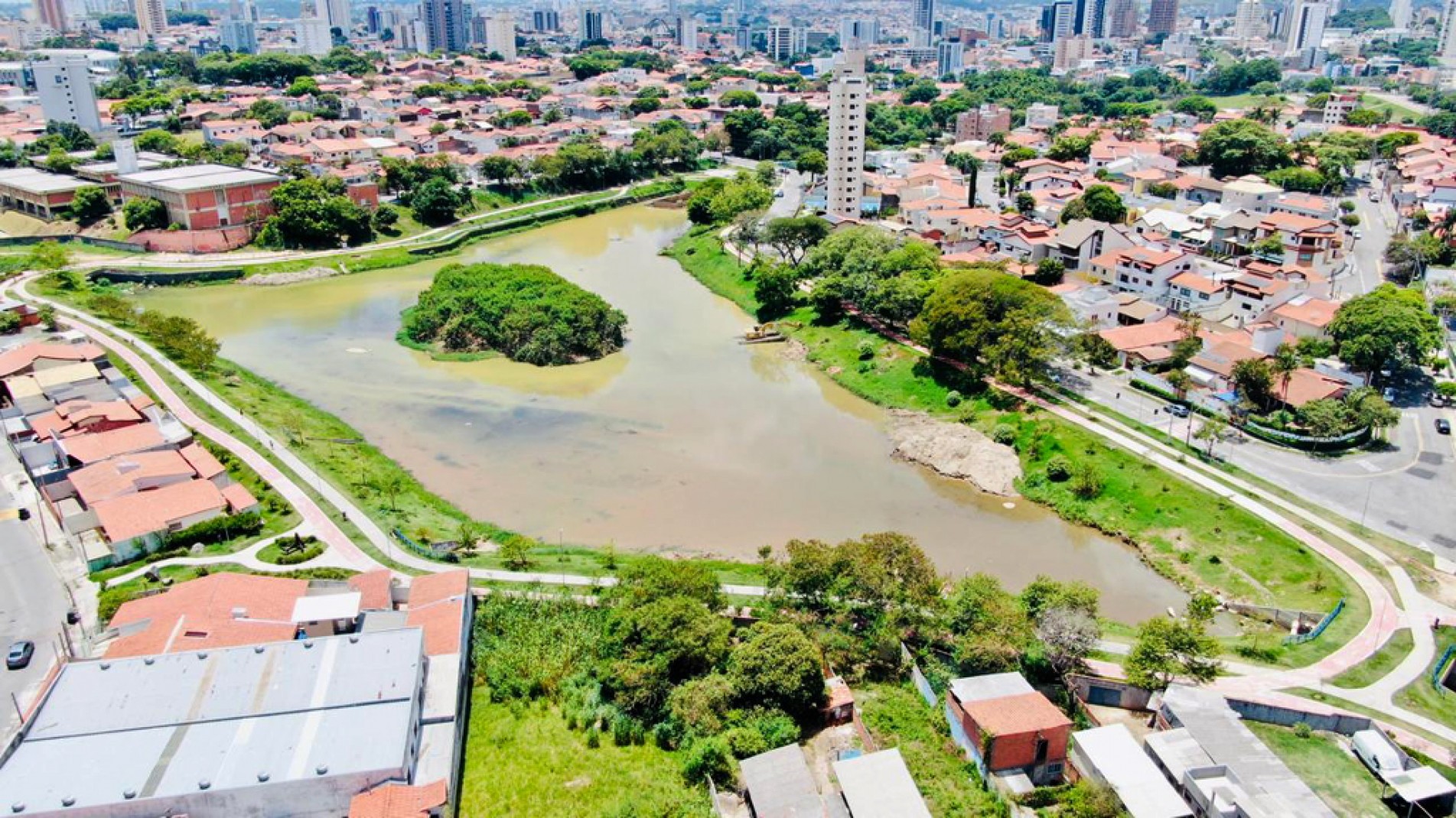 Reservatório do Jardim Abaeté faz parte de um sistema que inclui também estações elevatórias
