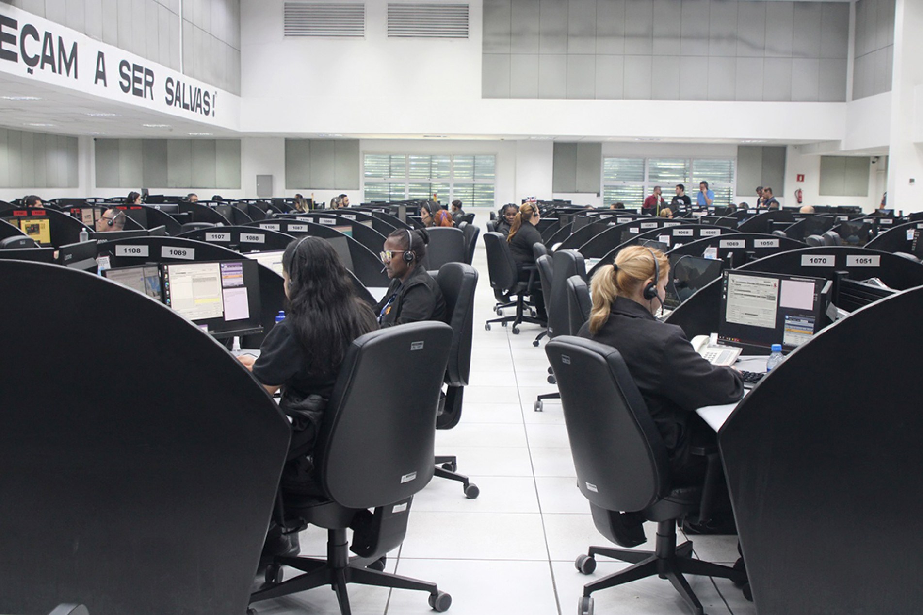Atendentes estão de prontidão para os atendimentos em período integral
