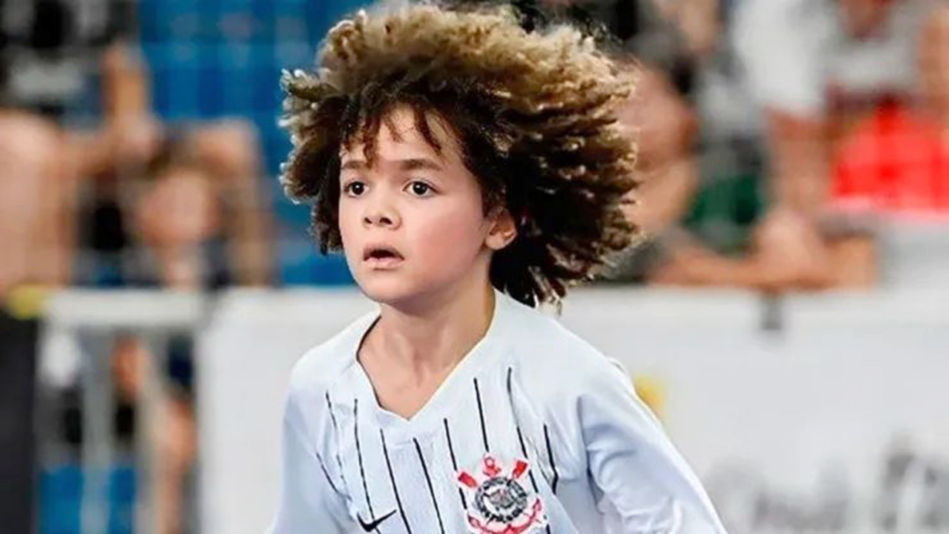 Lucas Flora tem 10 anos
