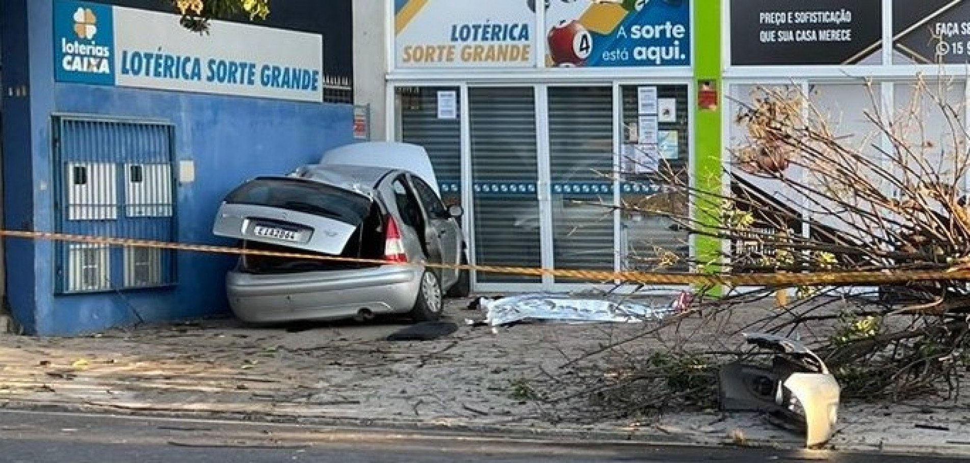 Uma pessoa morre em acidente de carro no Wanel