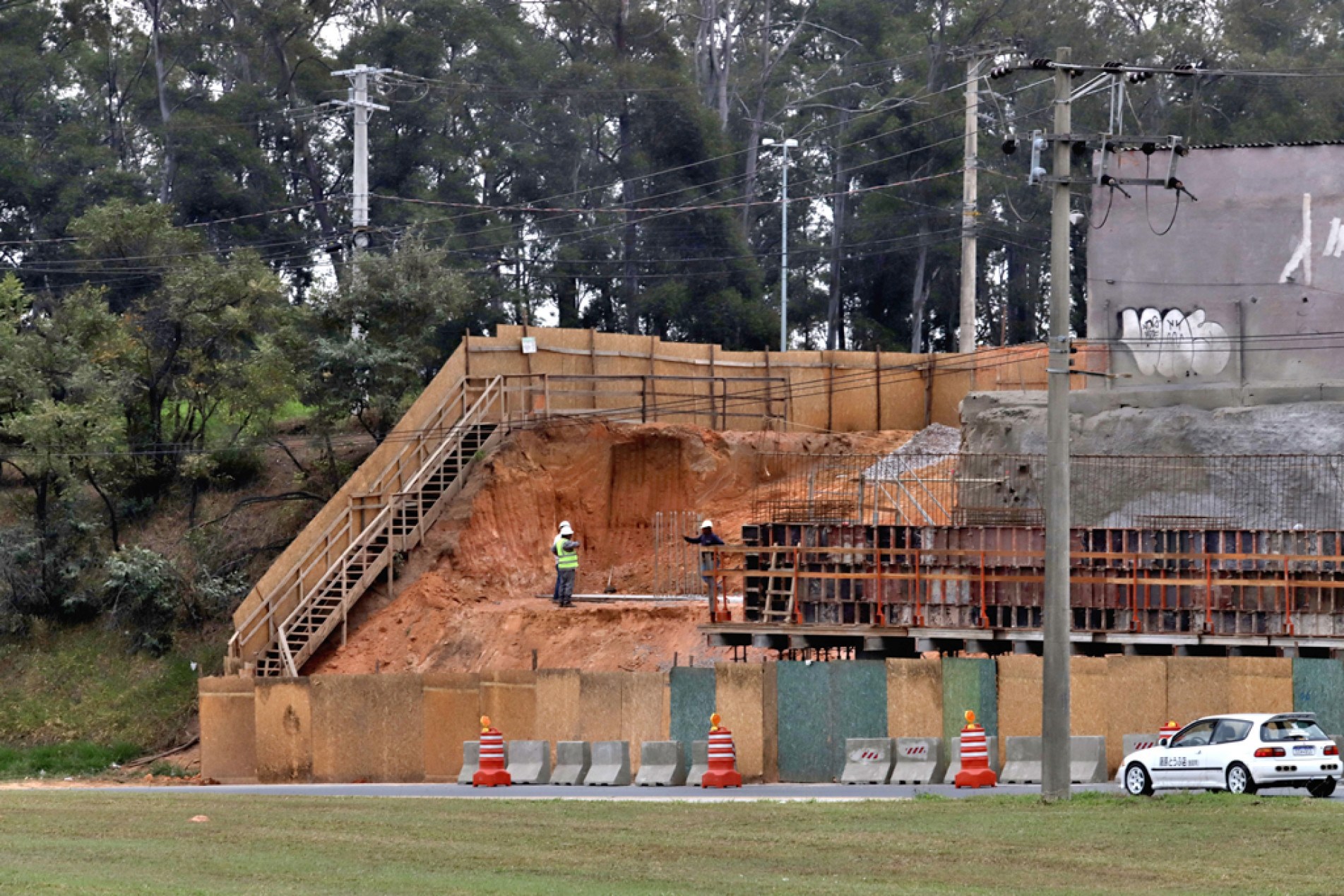 Prazo de conclusão de complexo viário é de 12 meses 
