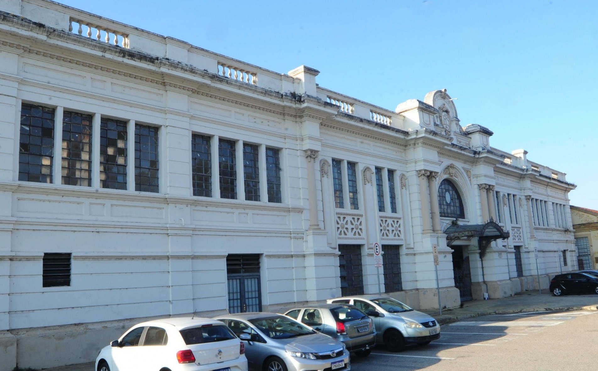 A área abrange o maior e um dos mais completos conjuntos remanescentes da antiga Estrada de Ferro Sorocabana.