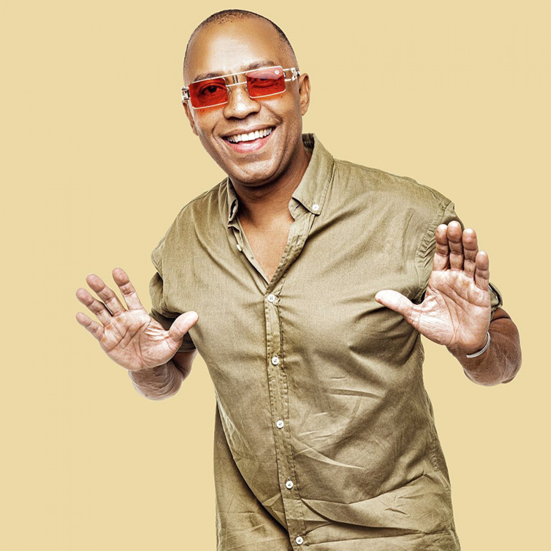 Cantor faz o show de  encerramento, no dia 16
