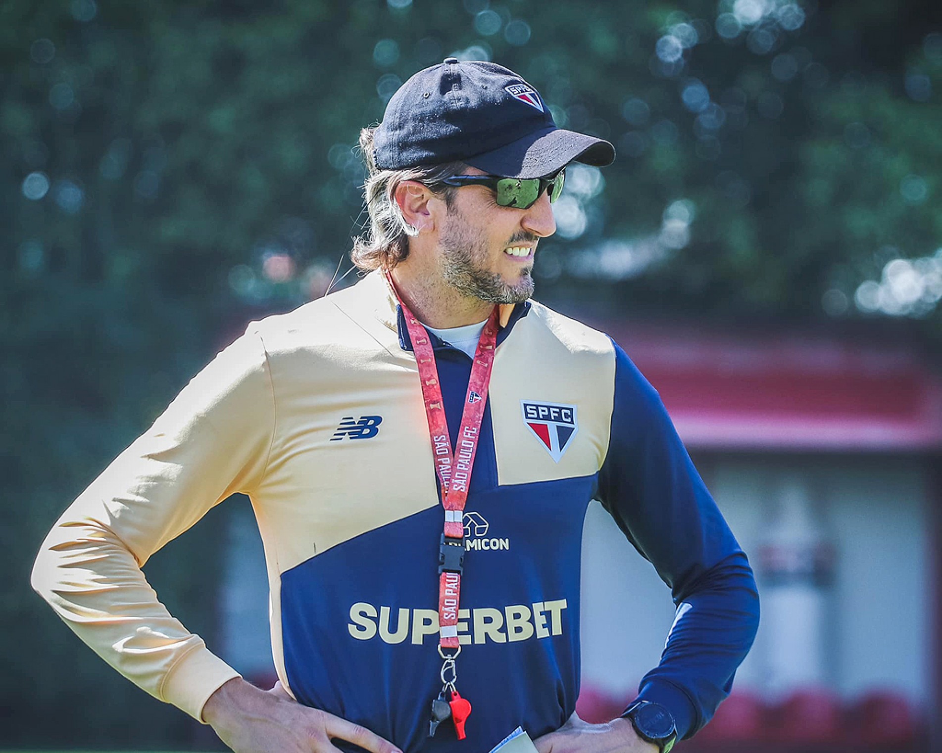 Zubeldía poderá contar com Rafinha e Wellington Rato
