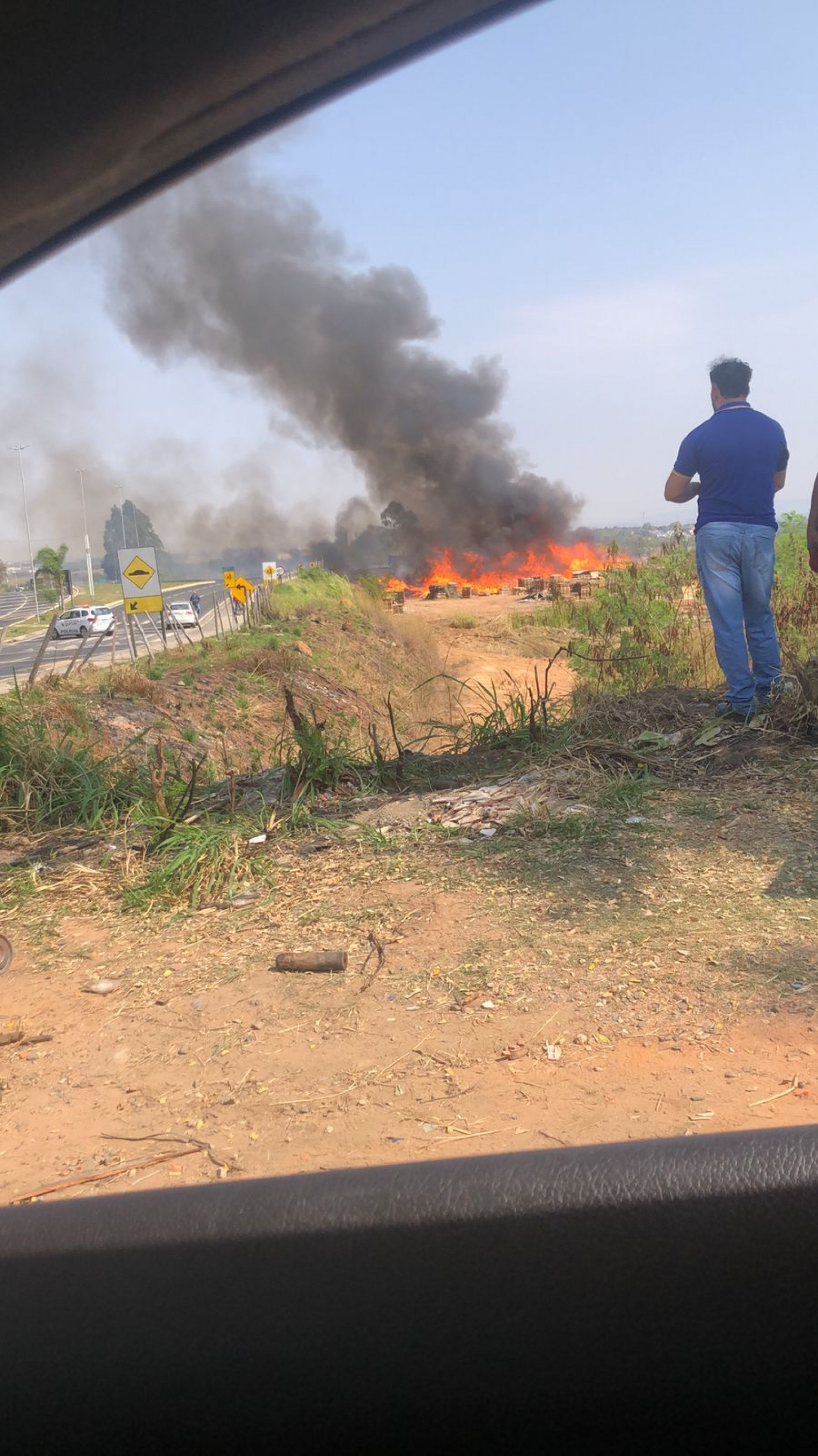 Segundo a Polícia Rodoviária ninguém ficou ferido
