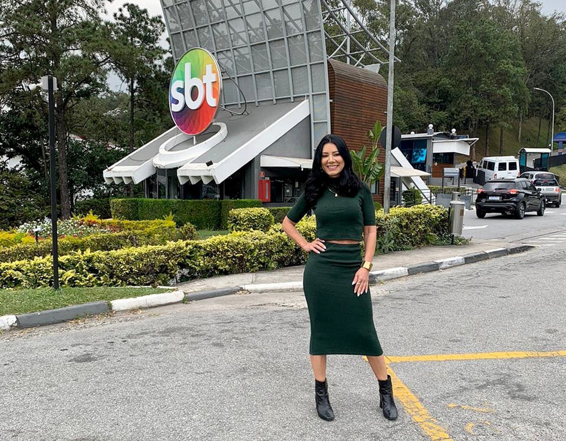 Alessandra promete fazer de tudo para levar o troféu