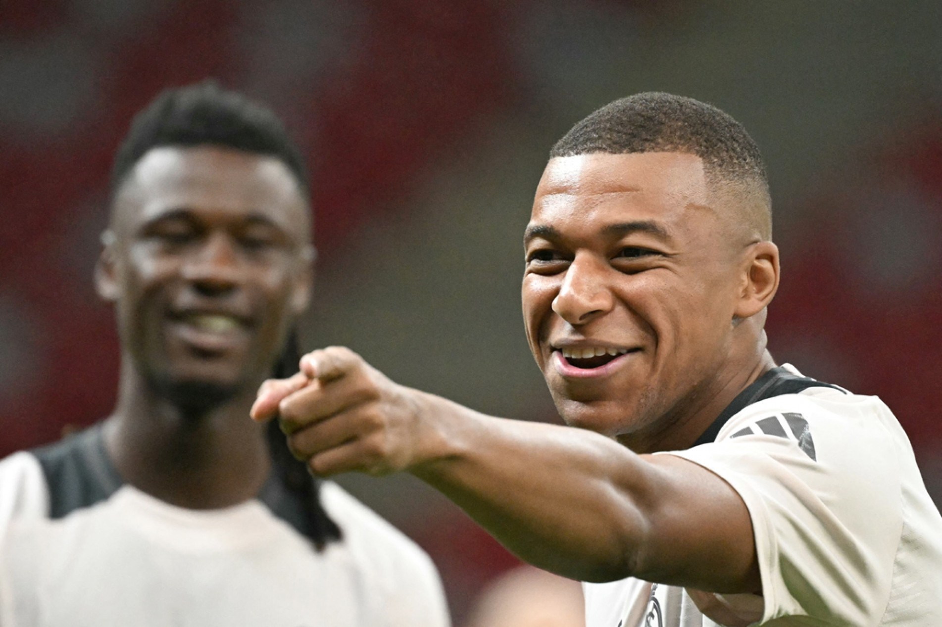 Mbappé terá oportunidade de mostrar seu talento em campo
