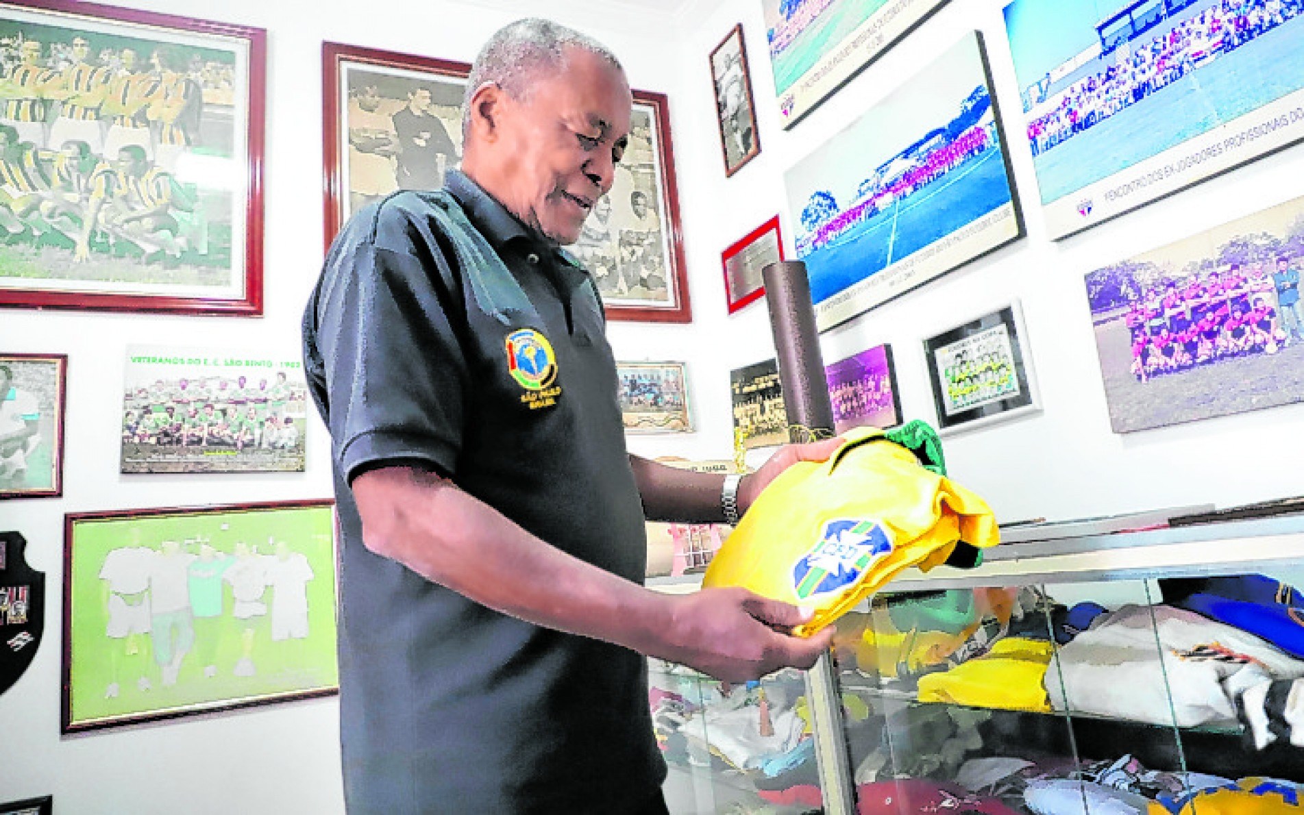 Ademir de Barros, o Paraná, conquistou o mundo do futebol a partir de Sorocaba