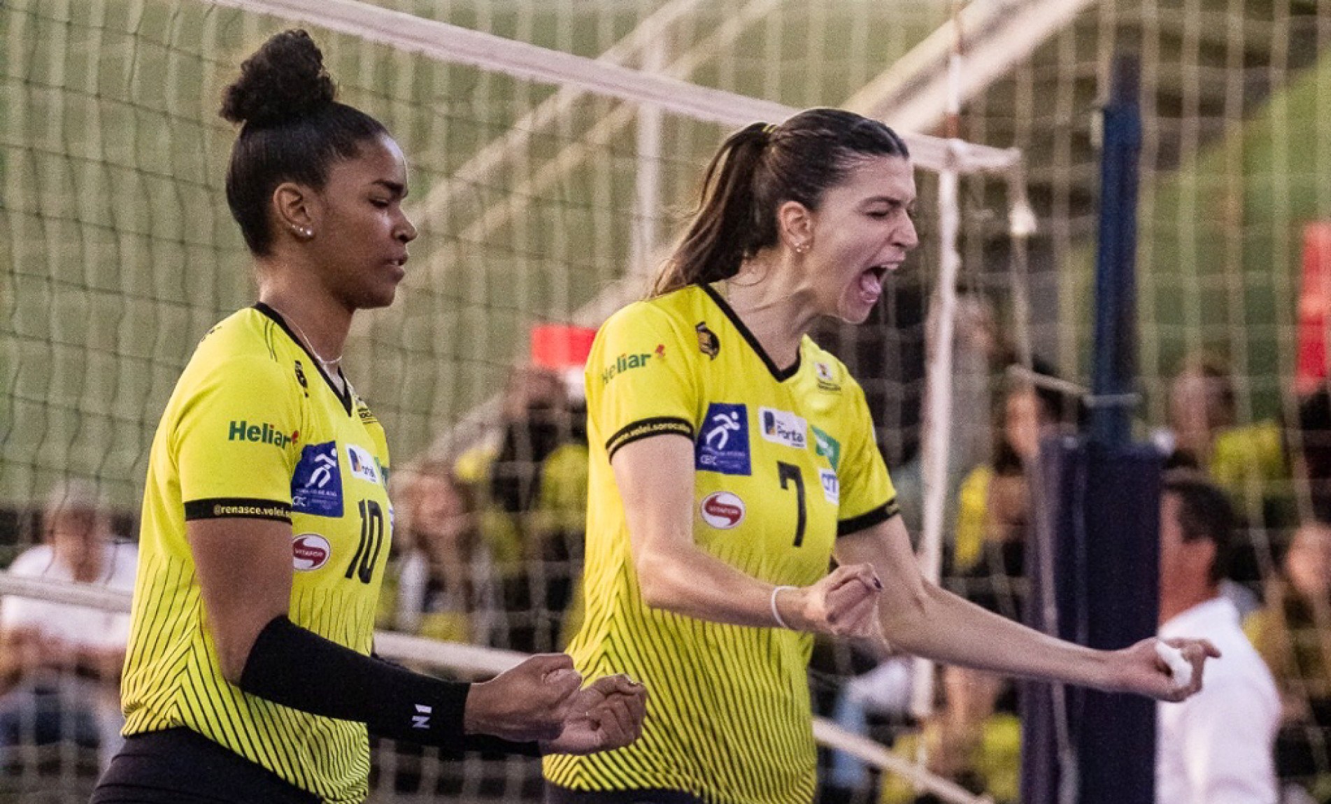 O elenco do Renasce Vôlei Sorocaba está pronto para o campeonato
