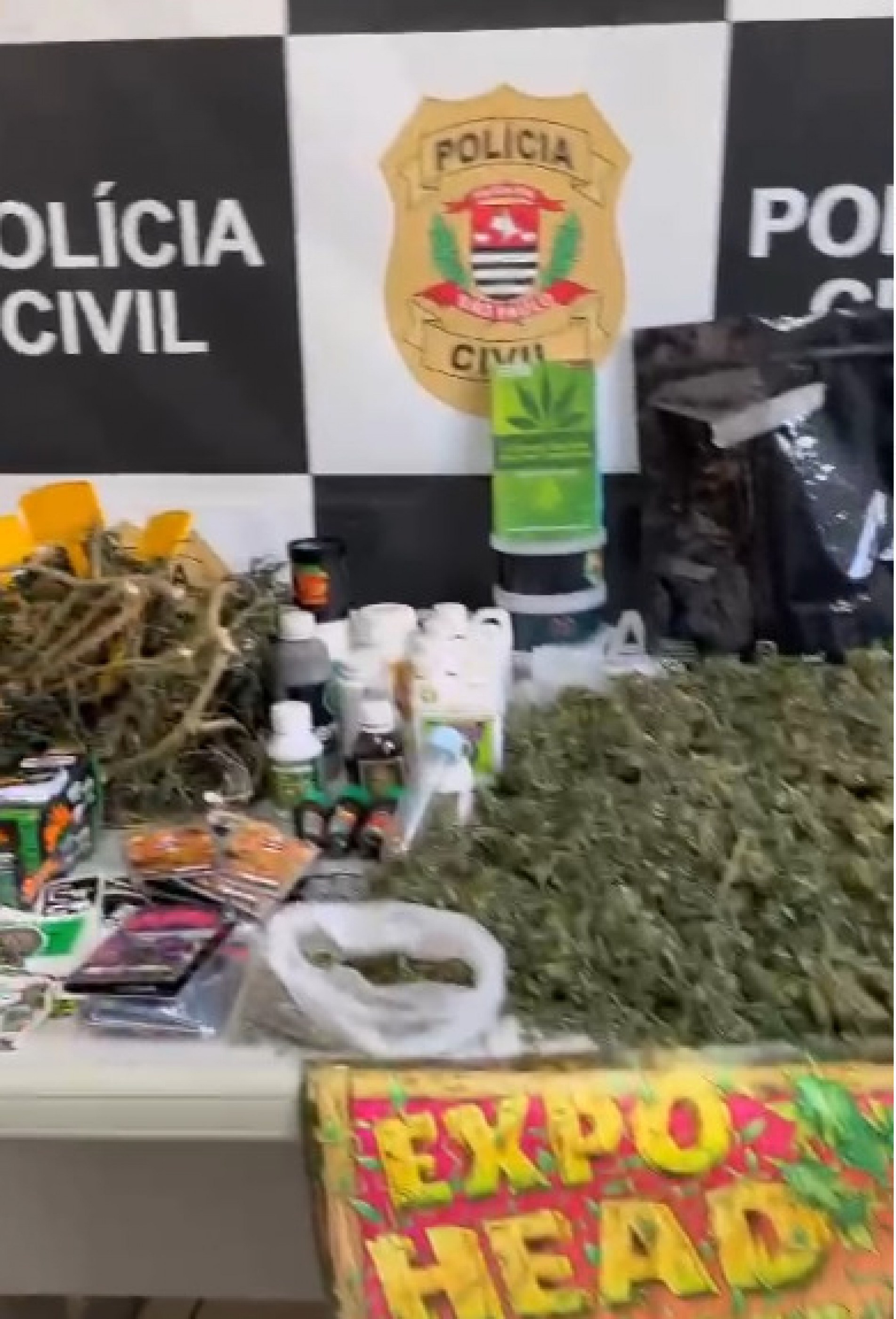 O material apreendido foi encaminhado para o Instituto de Criminalística 