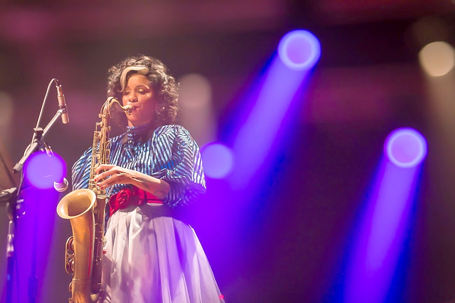 A saxofonista Suka Figueiredo apresenta 