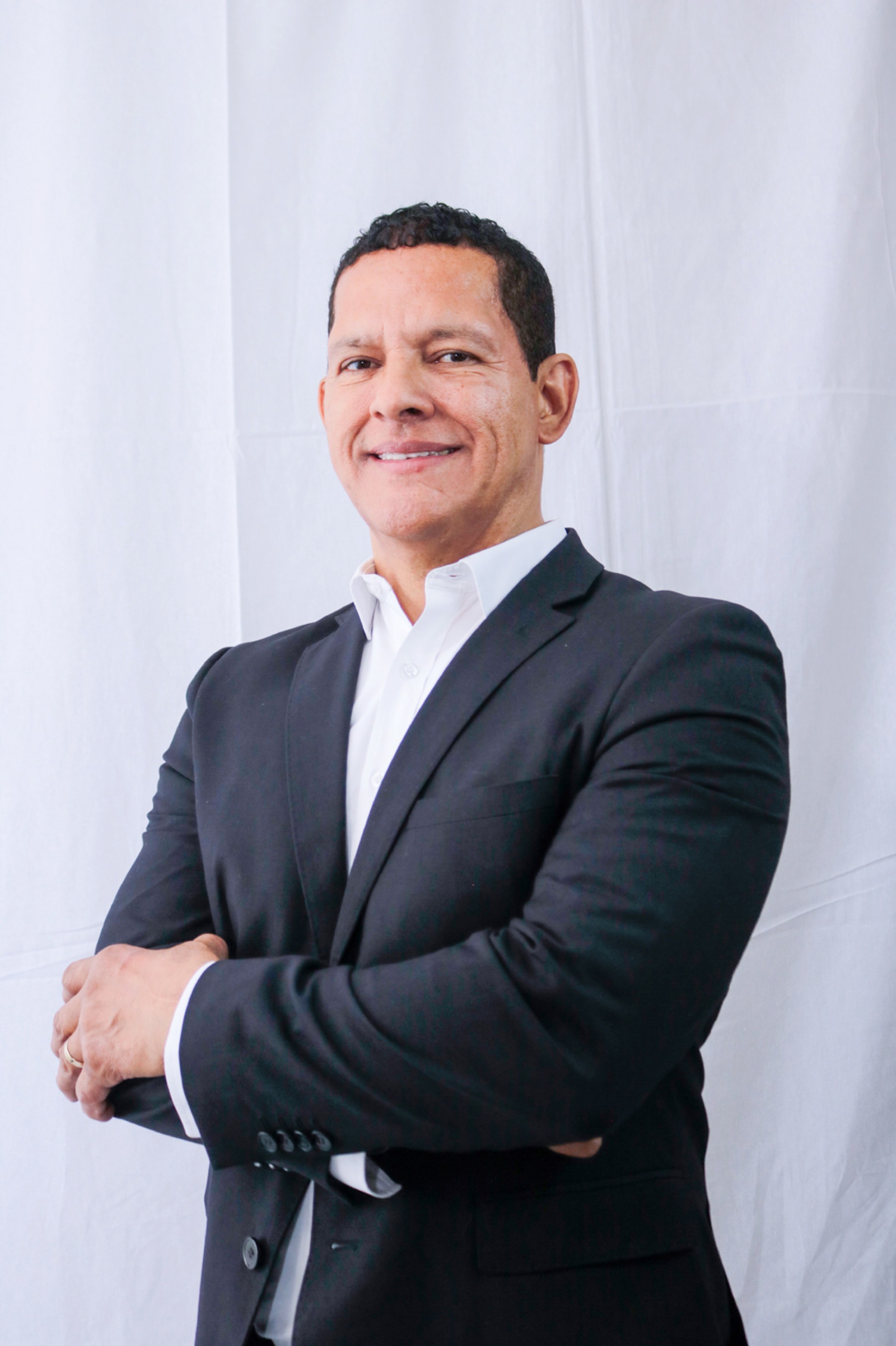 Candidato do PT tem apoio do PV, PCdoB, PSOL, Rede e PDT
