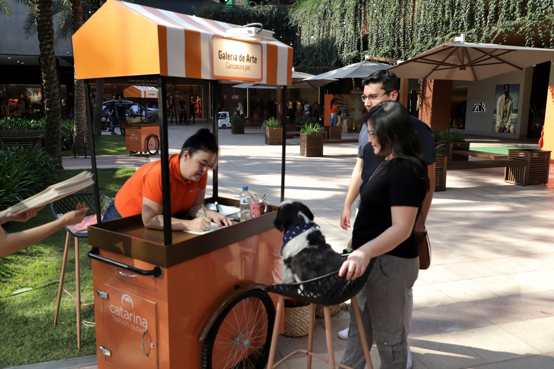 As atividades gratuítas ficarão das 14 às 20h. Já a feira de adoção termina às 18h