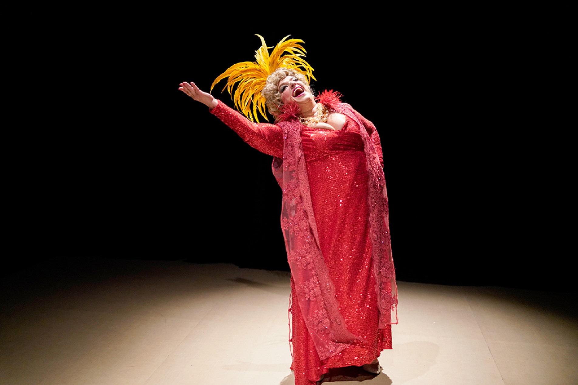 A atriz Grace Gianoukas interpreta a atriz e humorista brasileira
