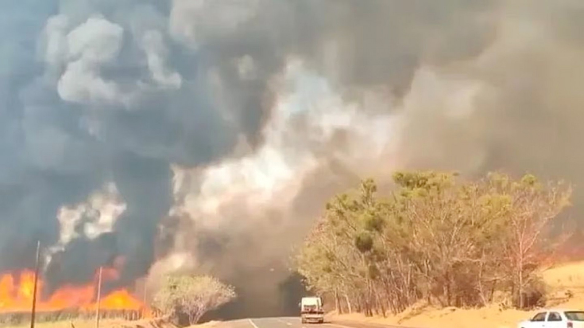 Queimadas no interior do Estado interditaram rodovias