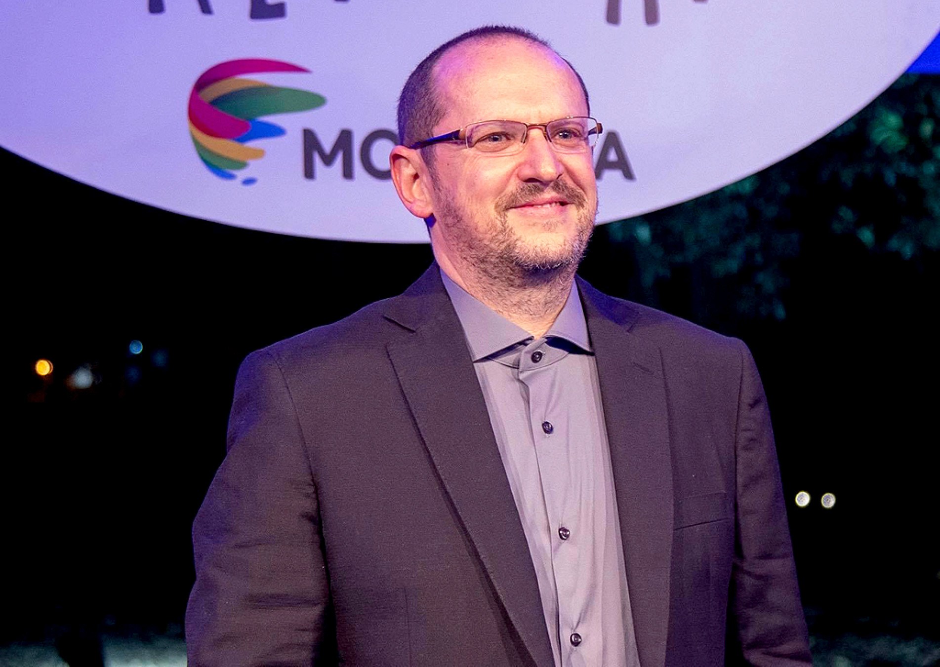 Livro ser&aacute; releitura do cl&aacute;ssico "At&eacute; as Princesas Soltam Pum", de Ilan Brenman