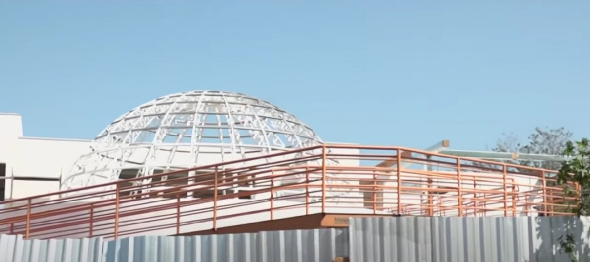 A obra está prevista para terminar até o final do ano