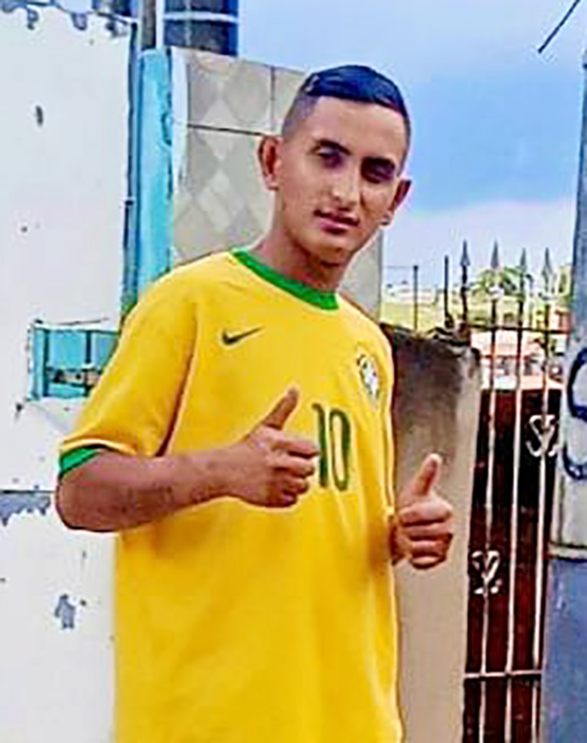 Antônio Henrique, de 23 anos, está desaparecido há 13 dias
