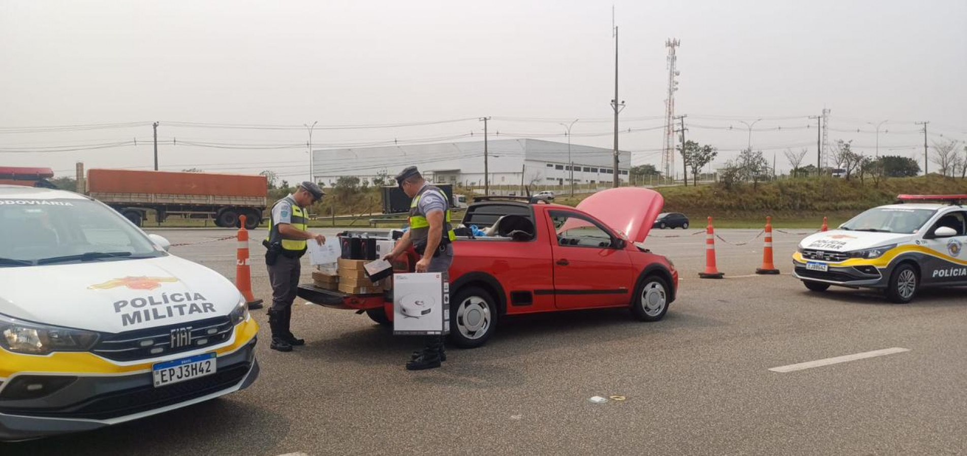 Os materiais foram encaminhados à Polícia Federal