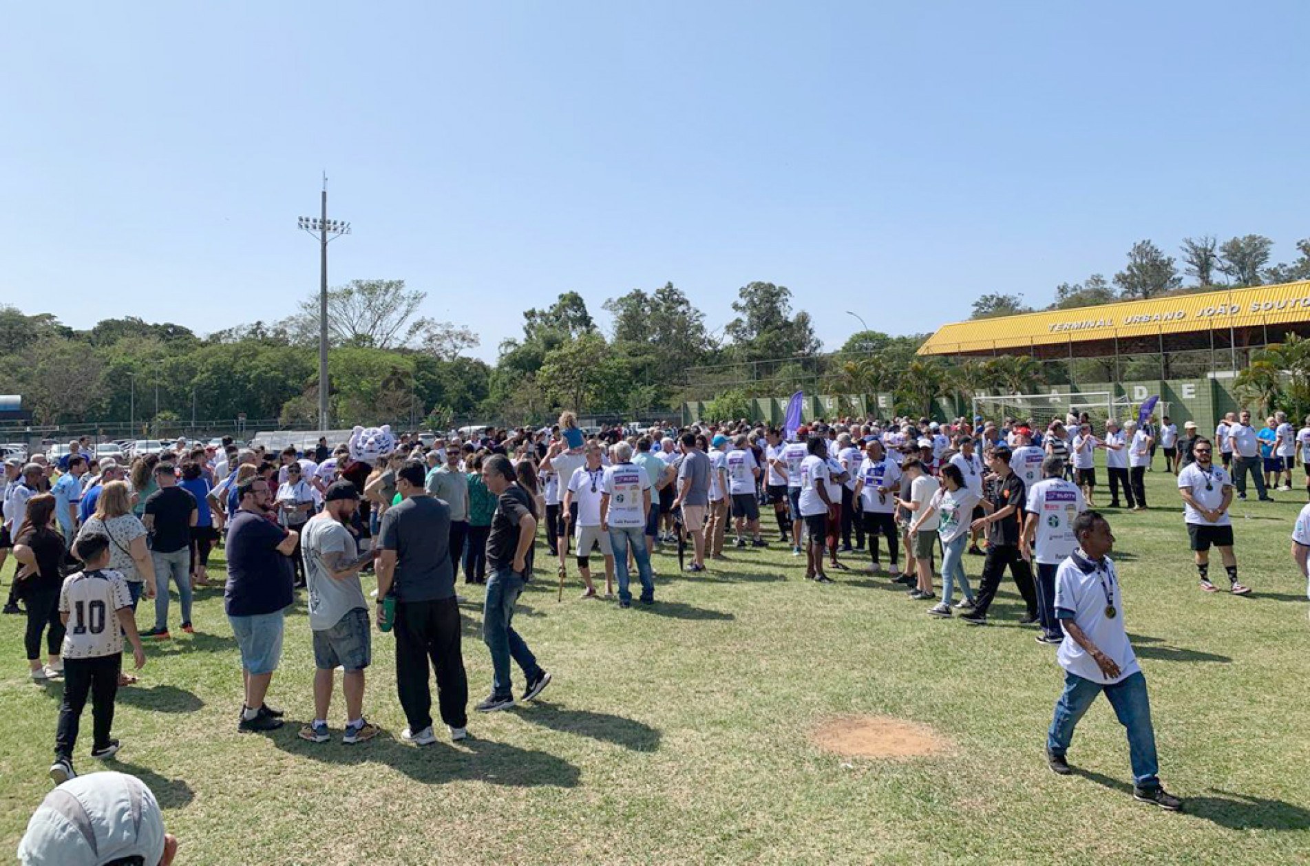 Manhã festiva reuniu ex-jogadores, torcedores e amigos de longa data
