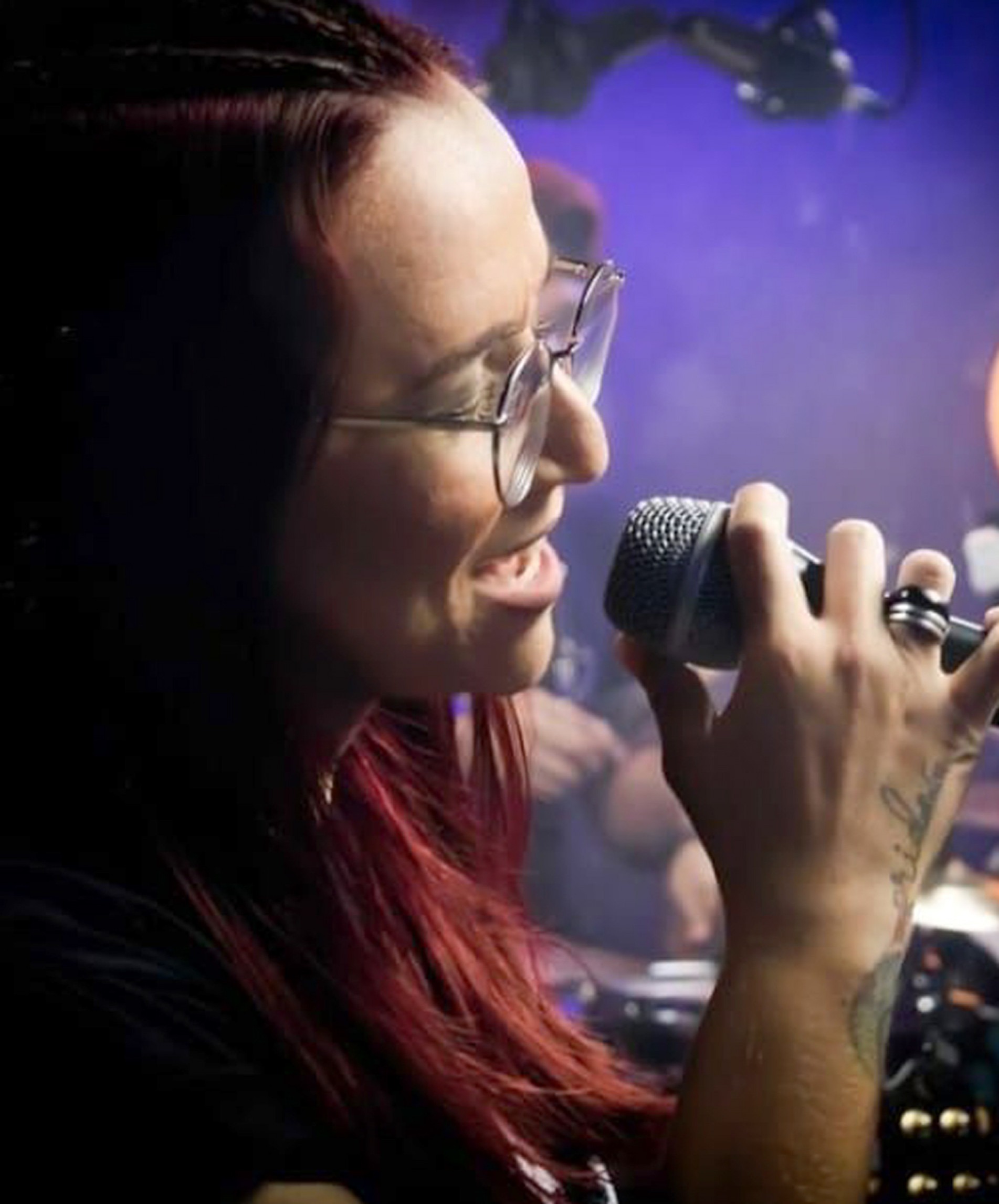 Juliana Matos se apresenta em bares de Sorocaba
