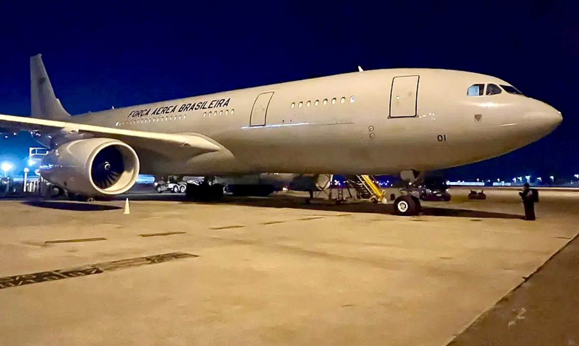 Avião da Força Aérea Brasileira (FAB) está em Beirute