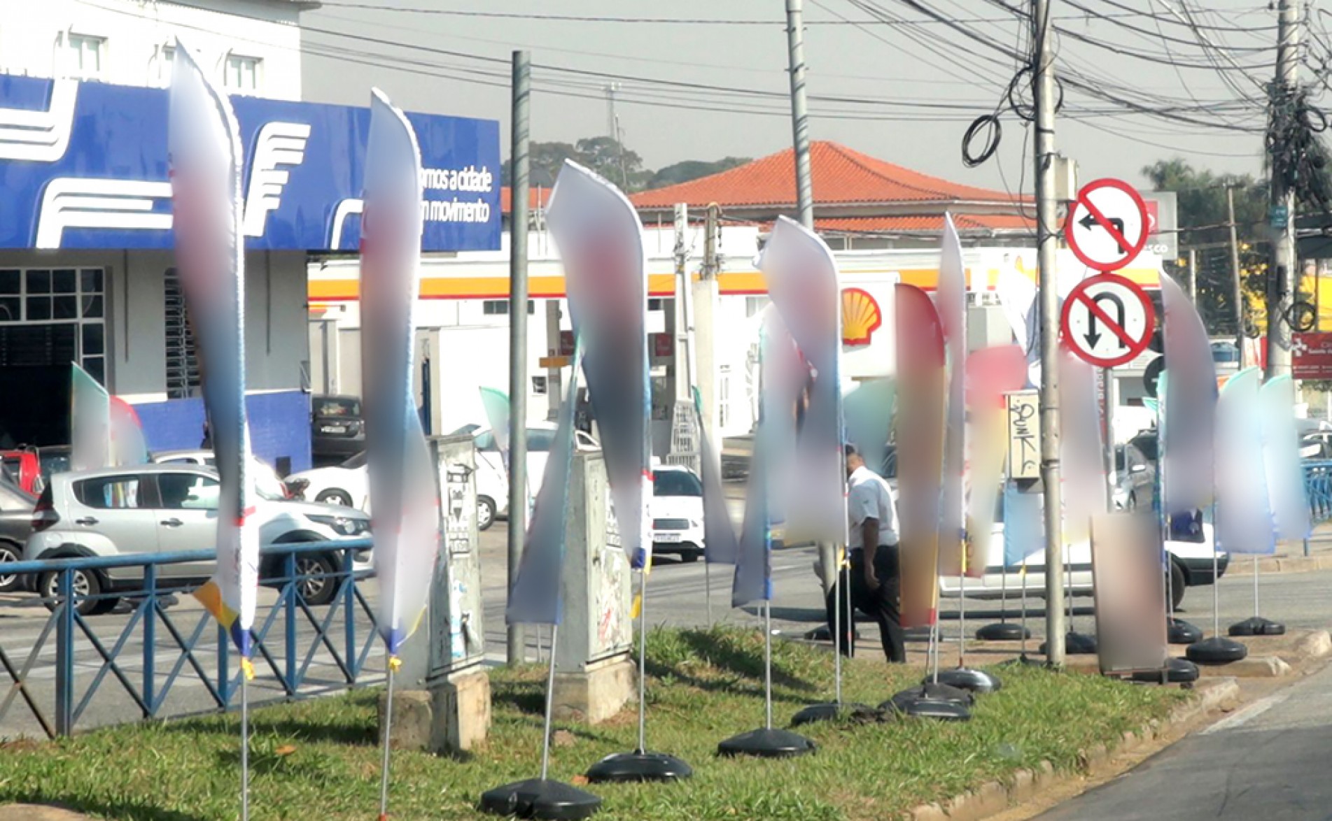 Maior parte das reclamações refere-se às campanhas de vereadores; posicionamento de banners, cartazes e faixas nas ruas é o que mais incomoda a população 
