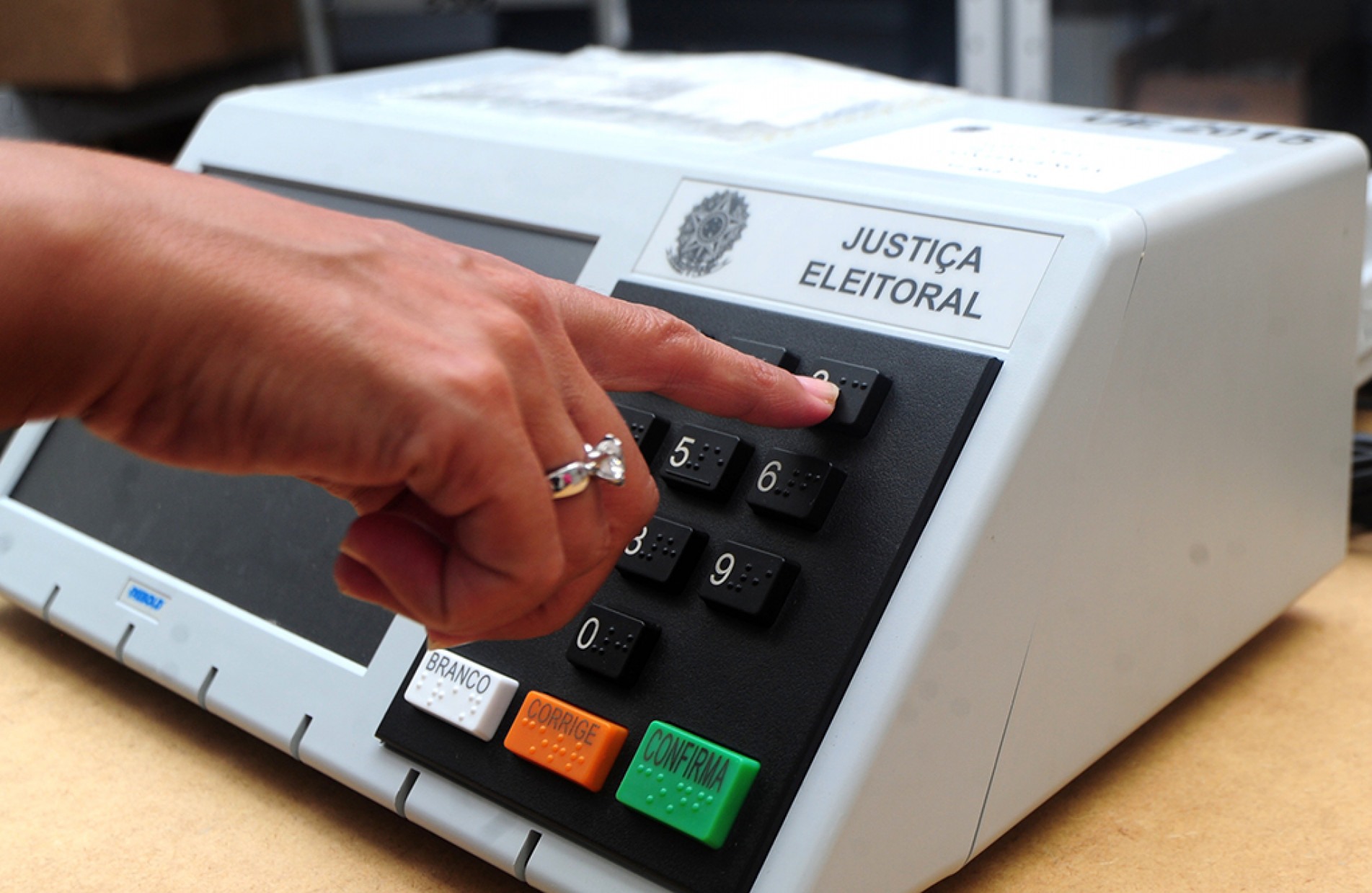 Capital e 18 municípios do Estado de São Paulo decidem as eleições para prefeito em 27 de outubro