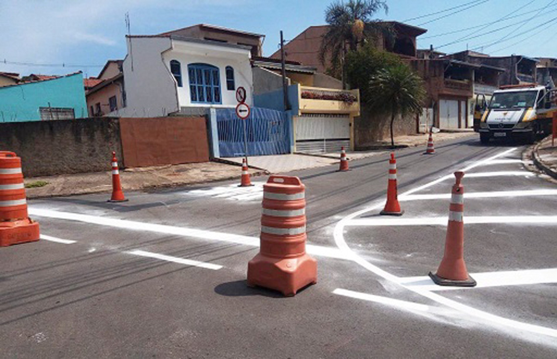 Sinalização é reforçada para orientar motoristas sobre mudança 