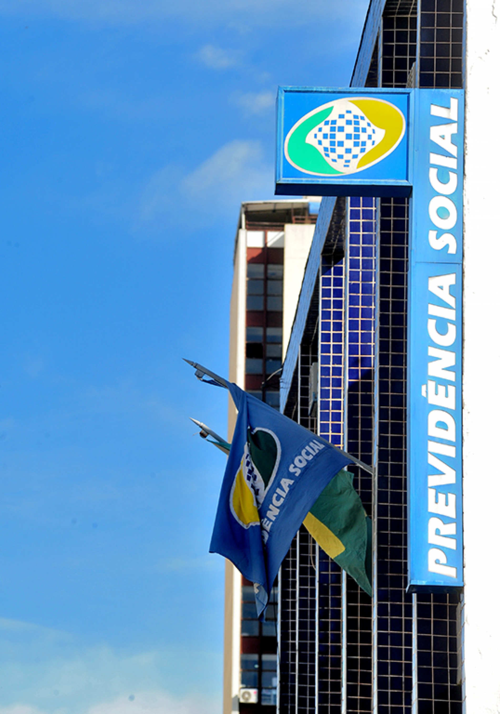 INSS avisa que queixa sobre consignados deve ser registrada no site consumidor.gov.br
