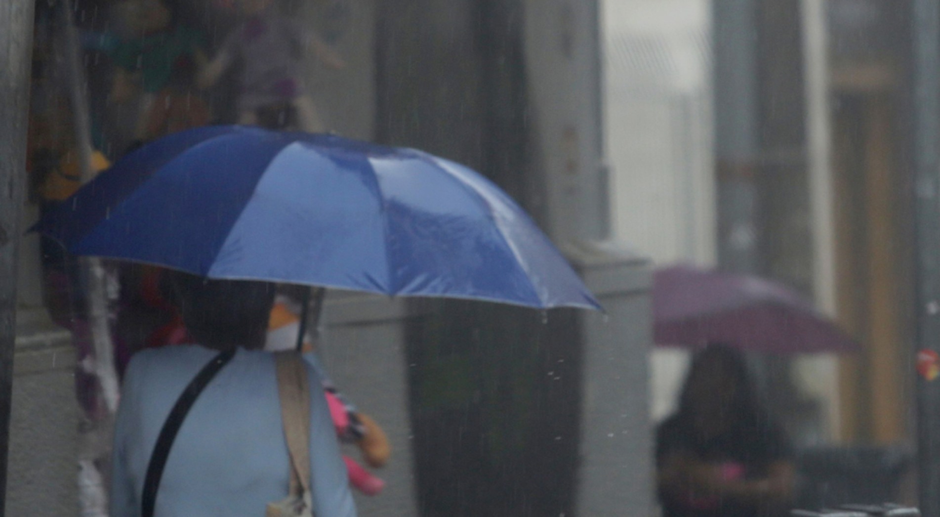 Apesar do tempo chuvoso e nublado, o termômetro alcançou 30ºC