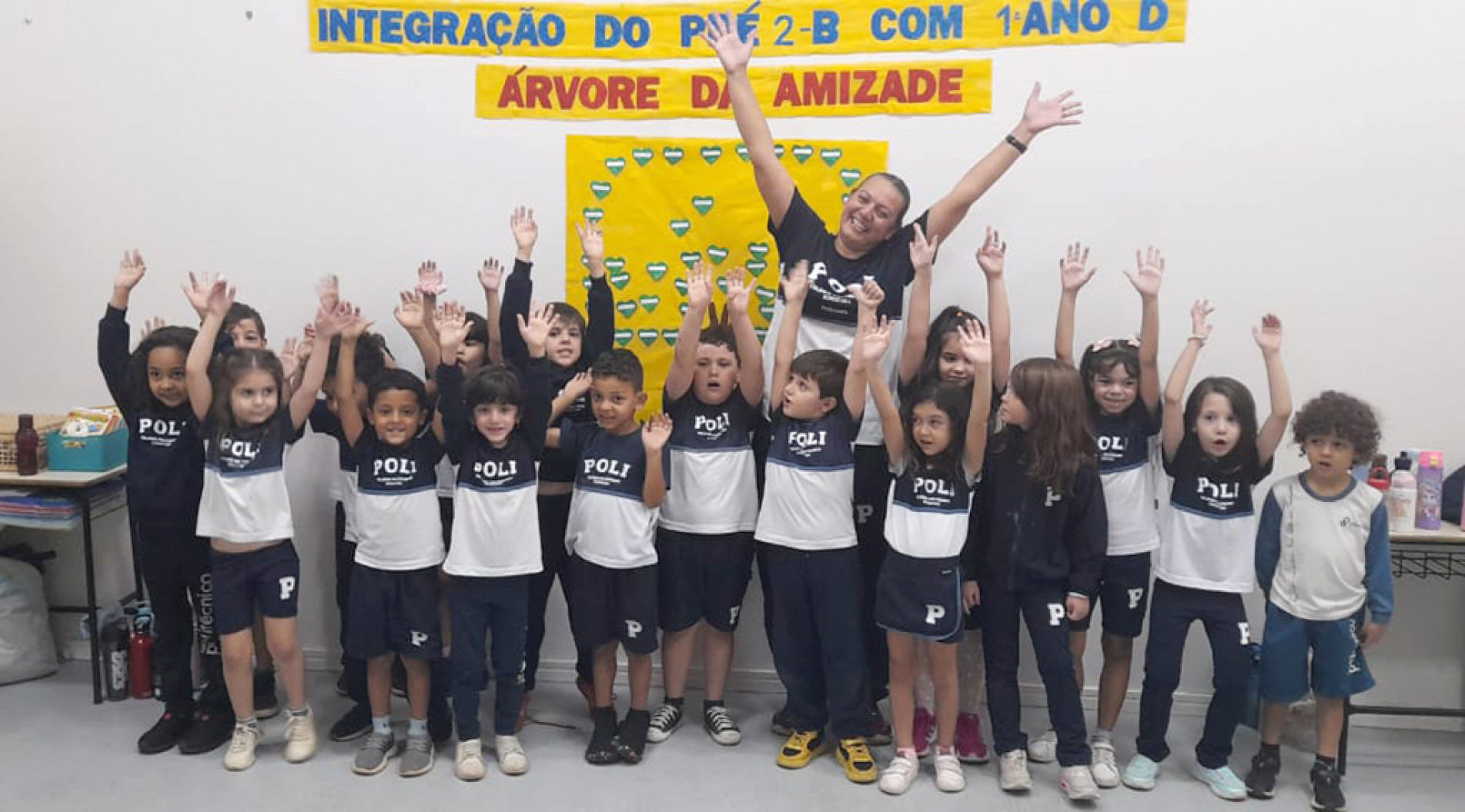 Estudantes se envolvem nas atividades; momento ajuda a despertar a curiosidade para a nova fase
