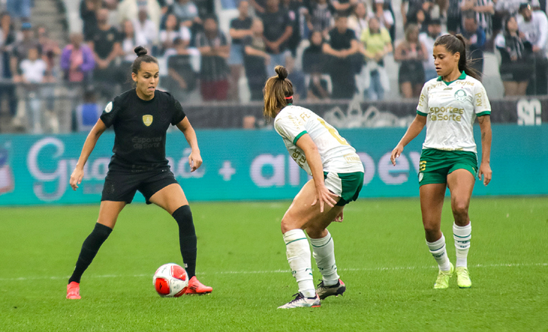 Partida foi disputada na Neo Química Arena